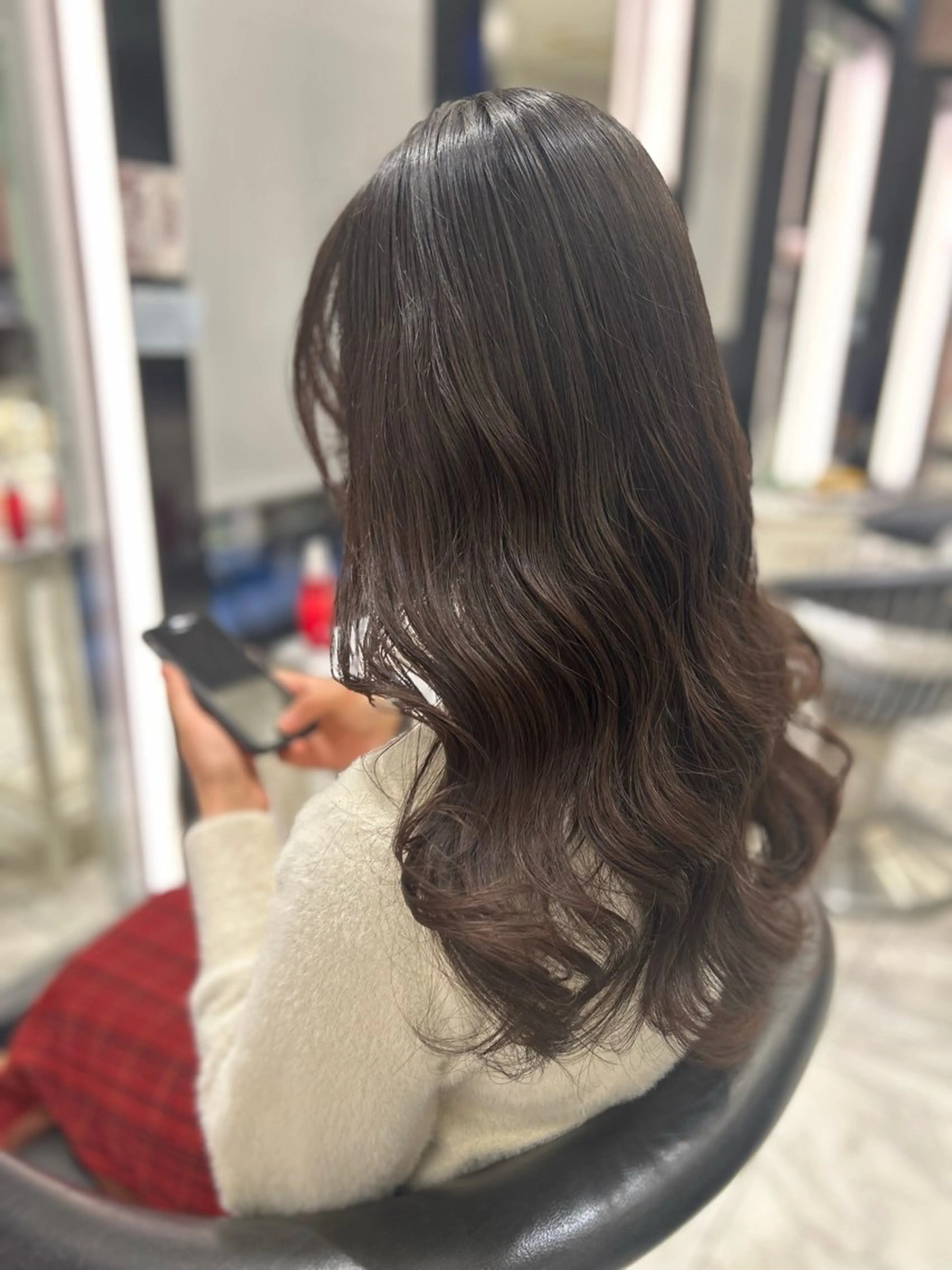 セミロング パーマ カット パーマ コテ巻き風パーマ✨ 韓国ヘア🤎近下菜央のヘアスタイル