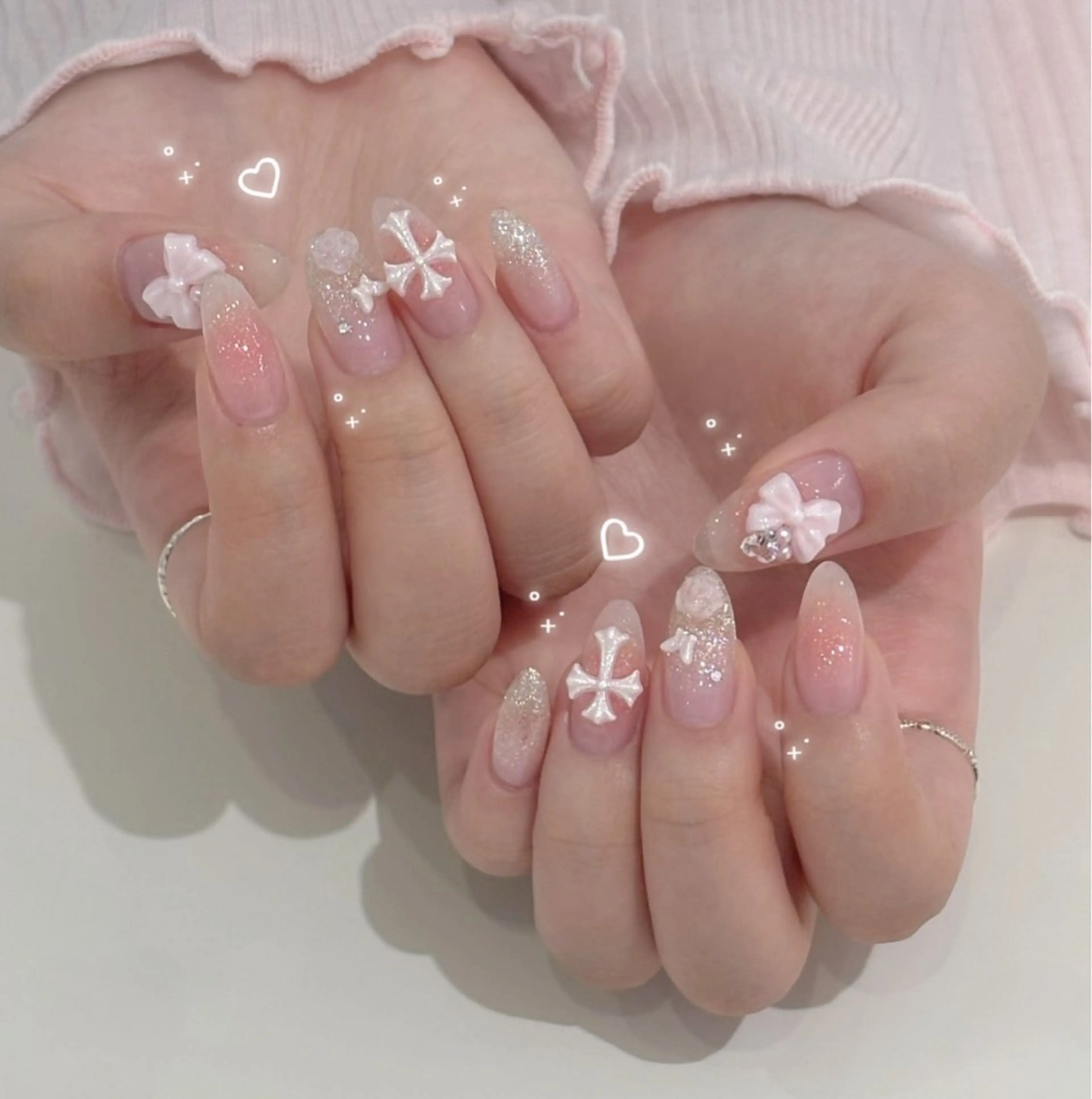 ネイル フレンチネイル キラキラネイル マグネットネイル ミラーネイル ニュアンスネイル ハンドネイル Tira Nailのネイルデザイン