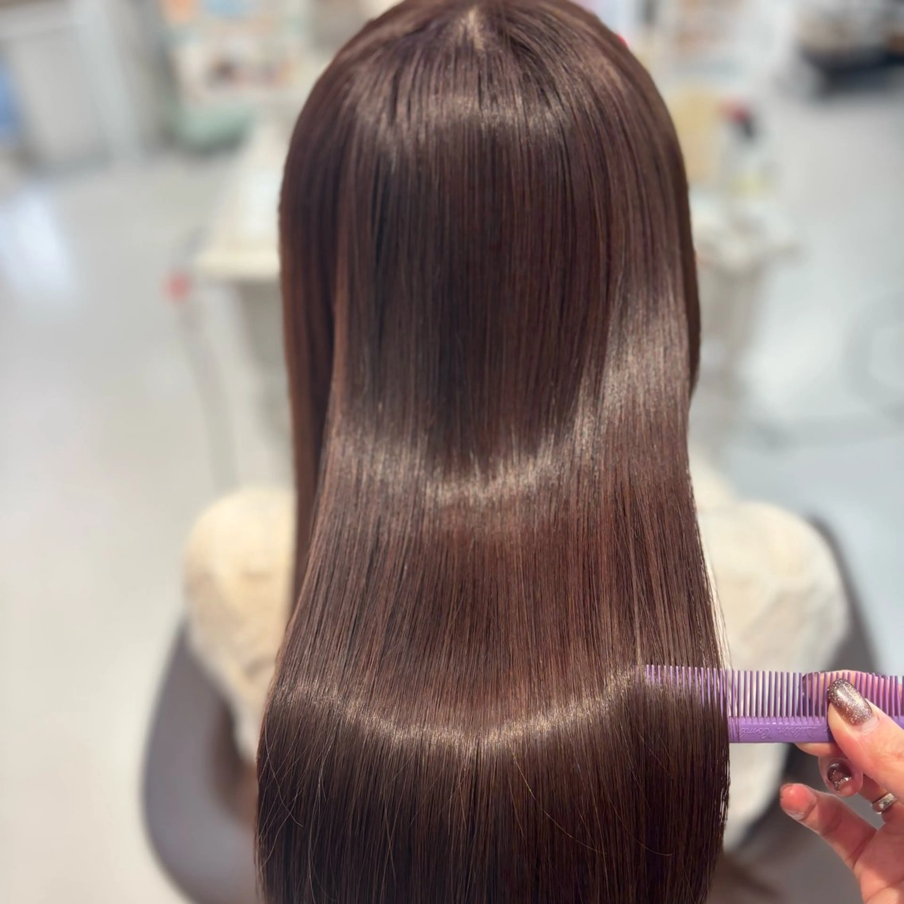 セミロング カット ヘアカラー MANA艶髪 暖色カラー/髪質改善のヘアスタイル