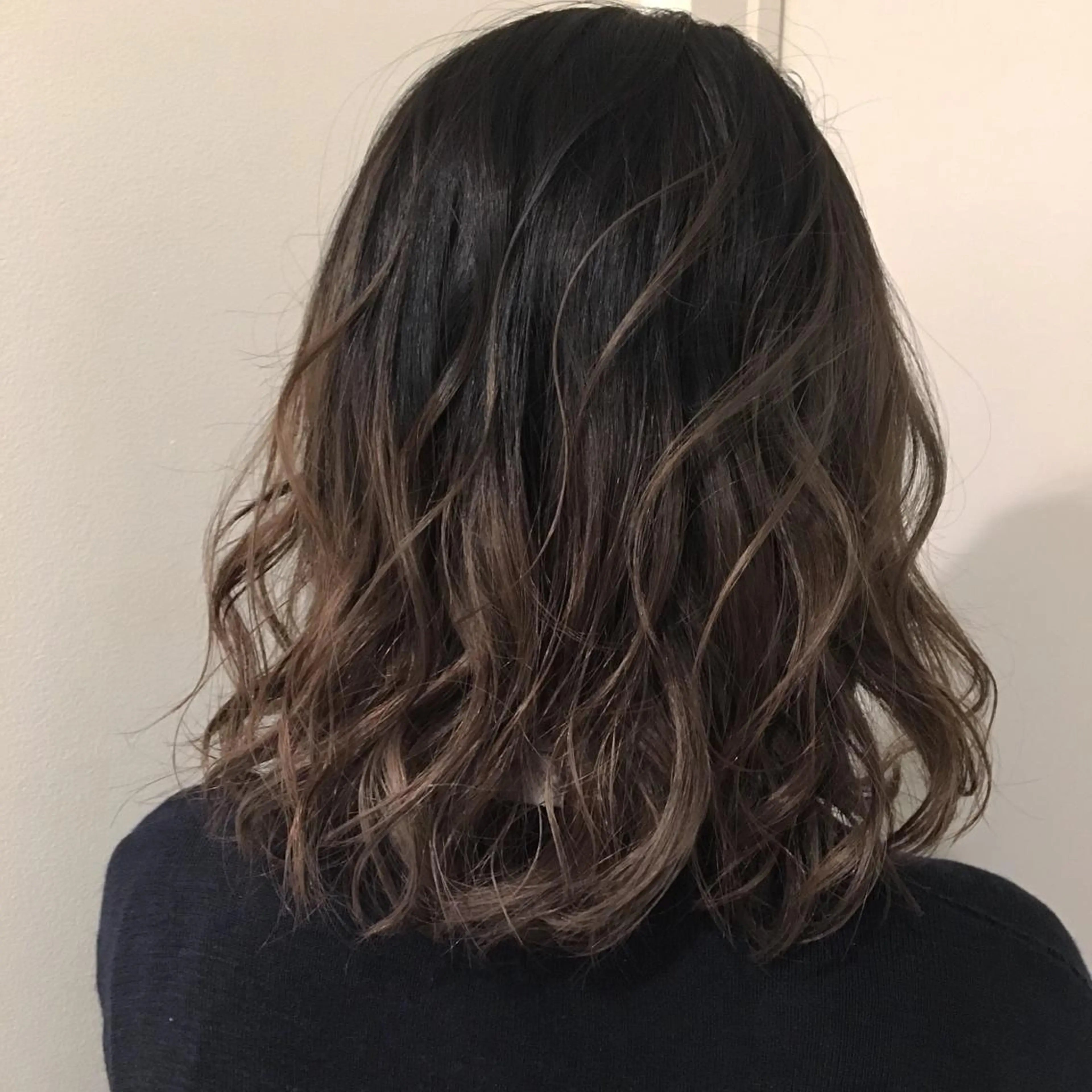 ミディアム カラー 🌈評価No.1🌈 艶髪カラー❌エクステのヘアスタイル