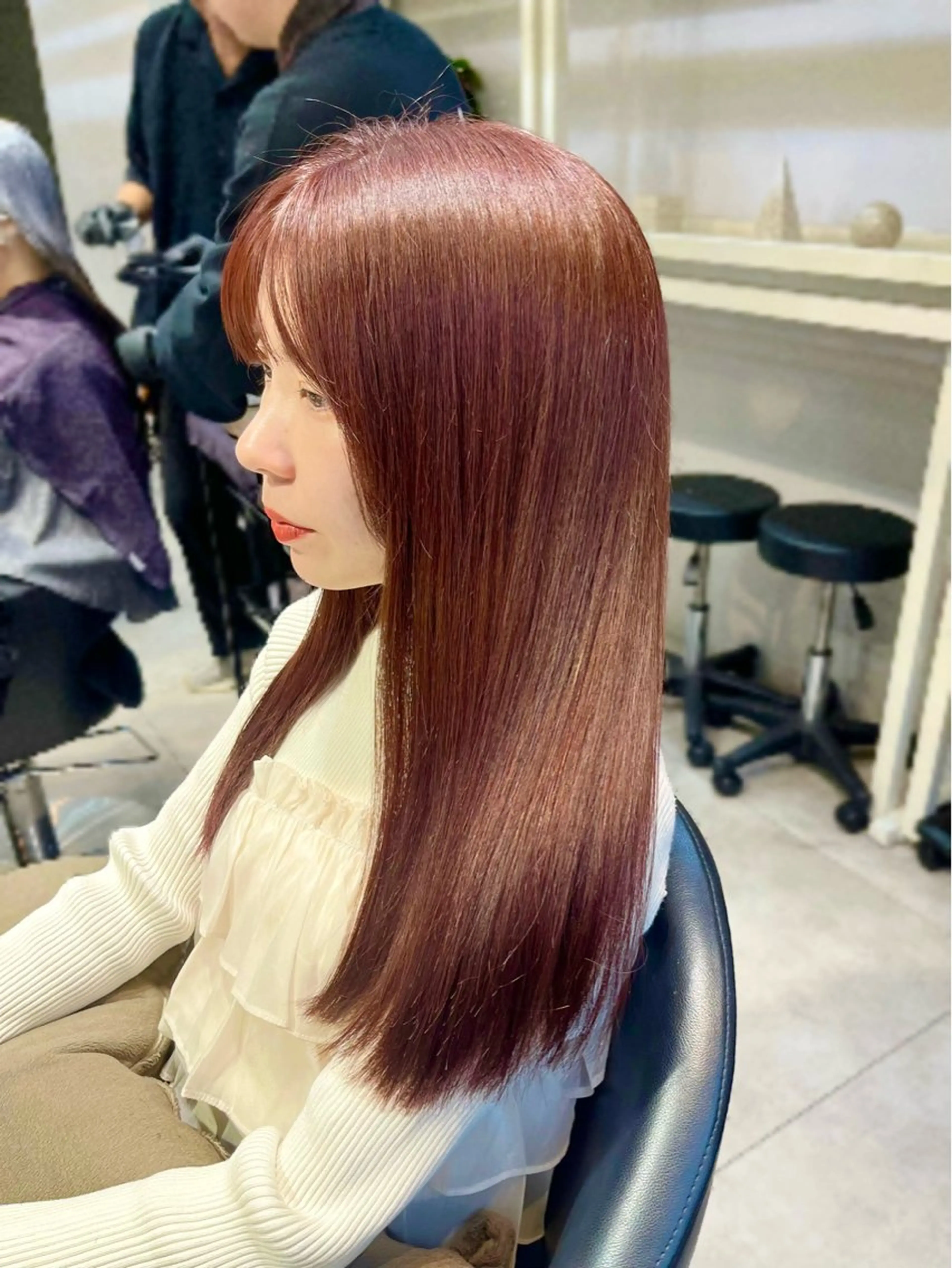 ロング カラー ベージュ/グレージュ 恵比寿/丸山陽平のヘアスタイル