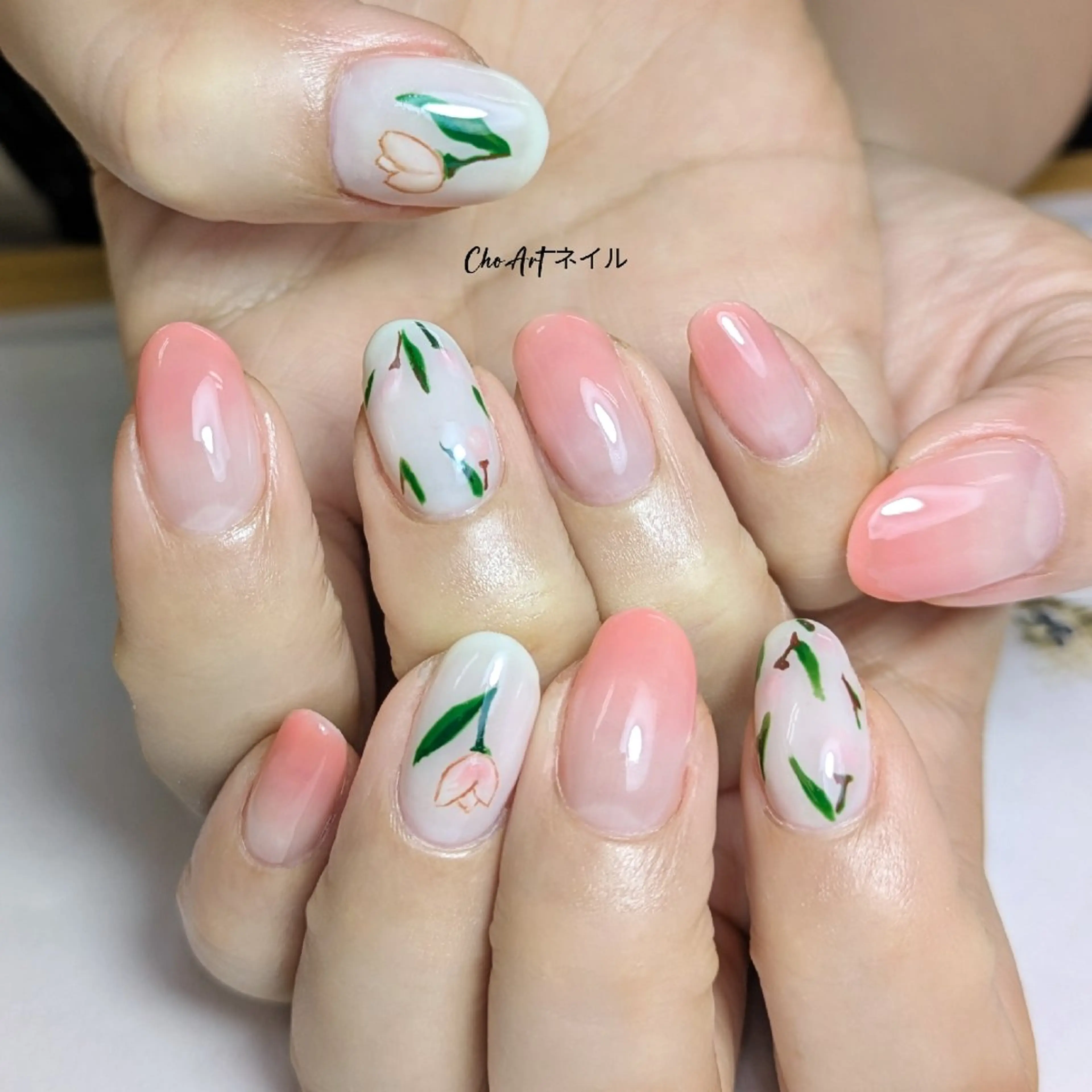 ネイル アートネイル フラワーネイル グラデーション キラキラネイル ラメ(グリッター) Cho Artネイル所属・ronronne .のネイルデザイン