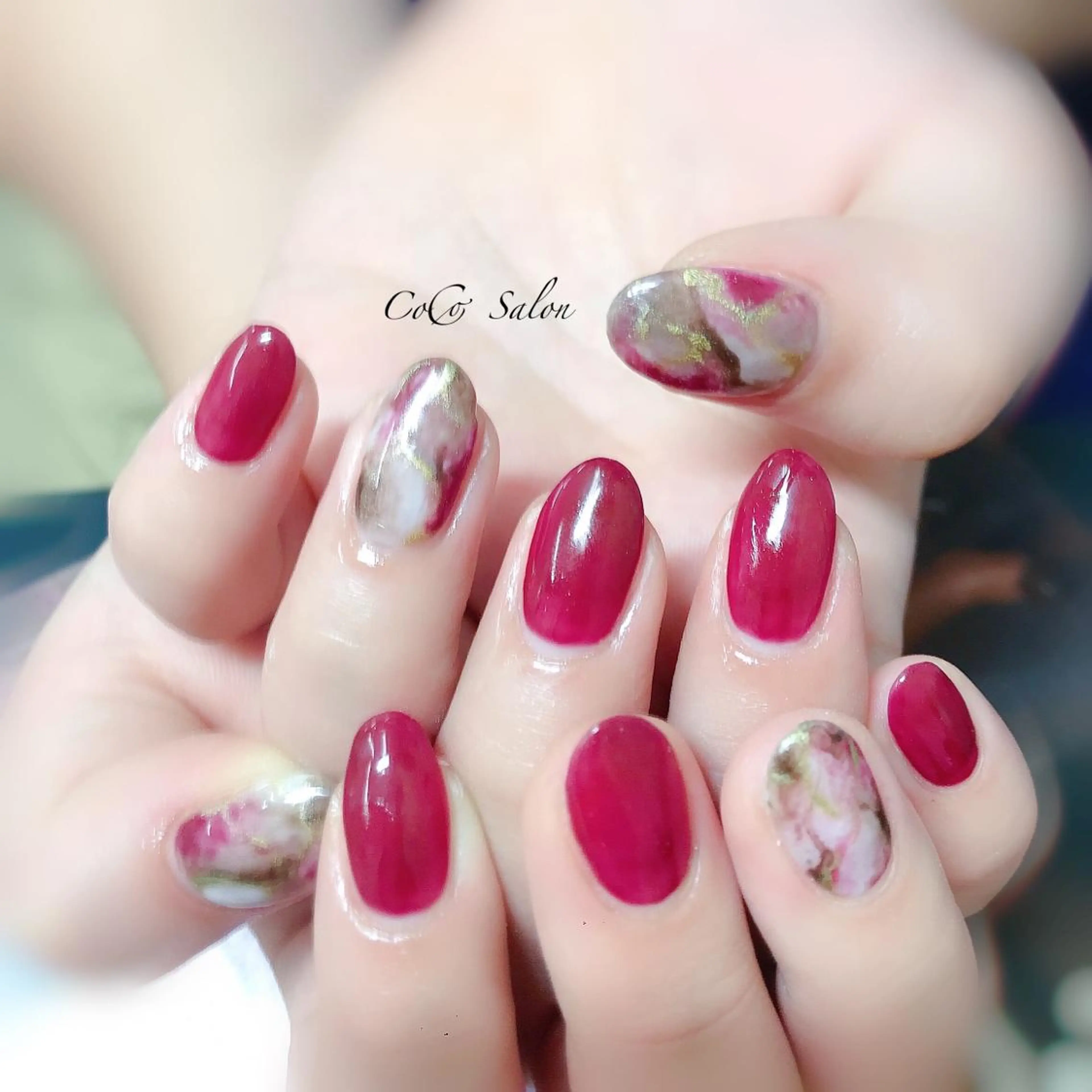 ネイル ボルドー ブラウン 長さ出し ジェルネイル ラメ(グリッター) ハンドネイル CoCoSalon ネイル/まつ毛予約のネイルデザイン