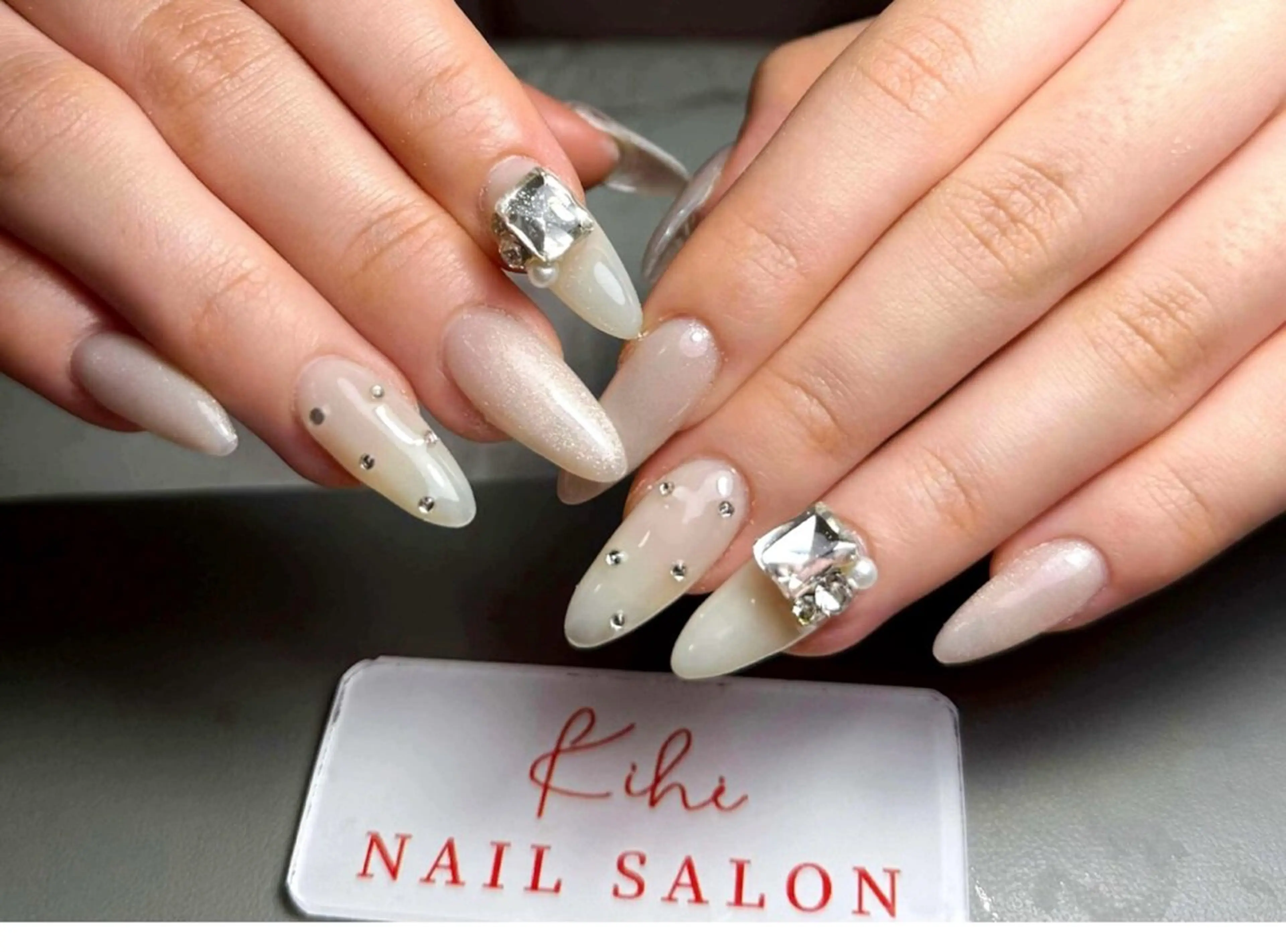 ネイル 清水 ユナのネイルデザイン