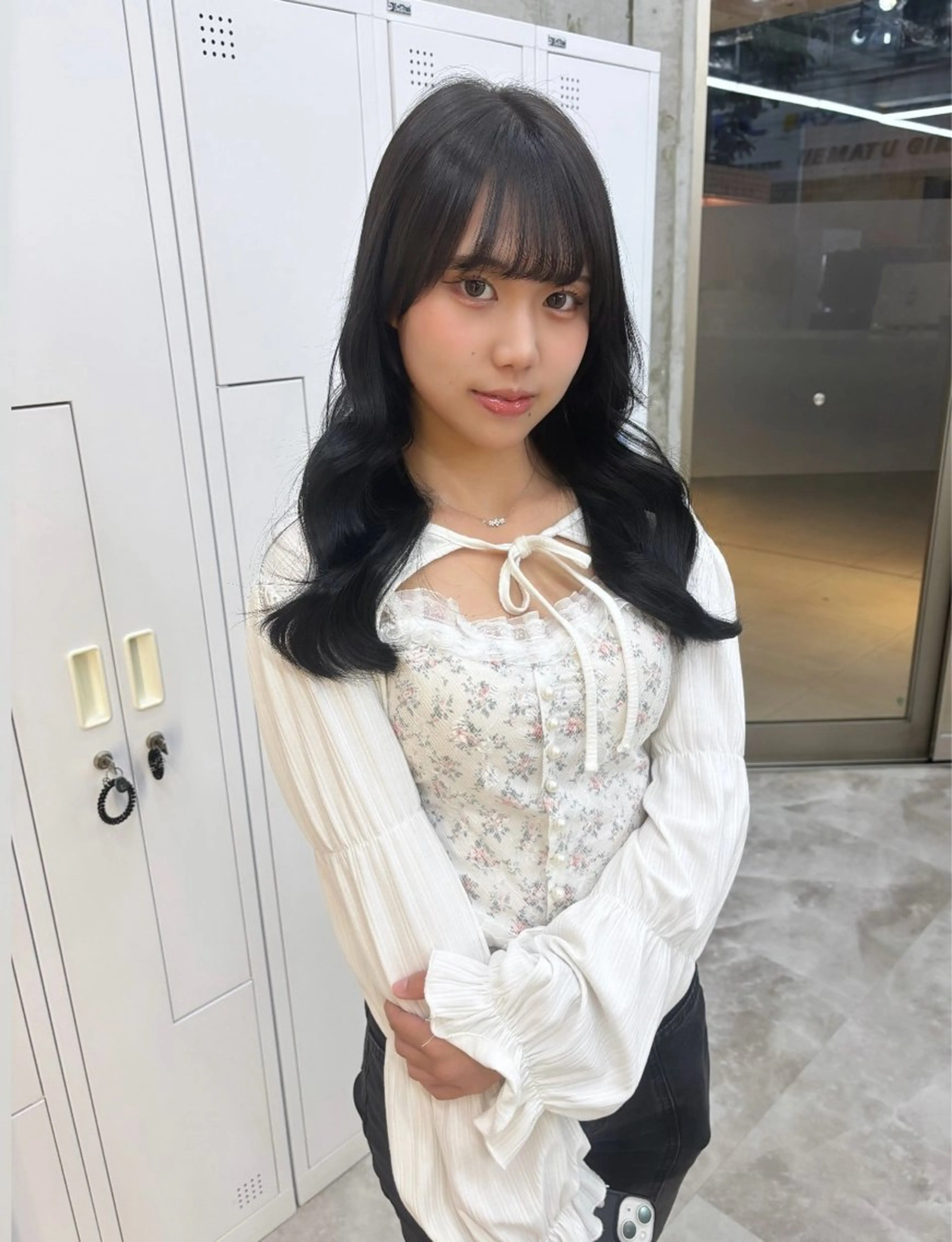 セミロング 顔周りカット 苗代萌/ぷるツヤ髪 🫧／レイヤーカットのヘアスタイル