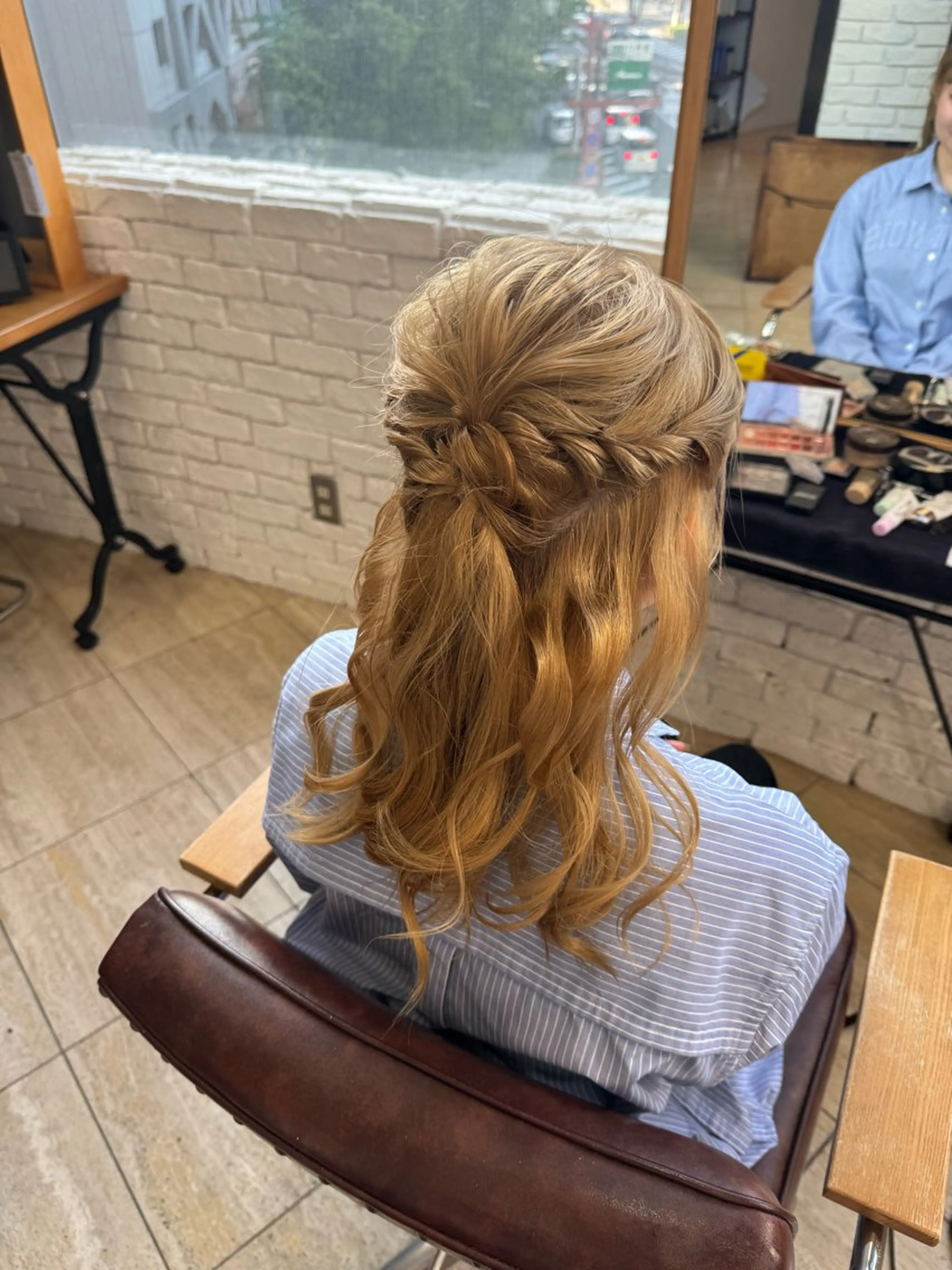 ヘアアレンジ ハーフアップ belle / Honoka🧁のヘアスタイル