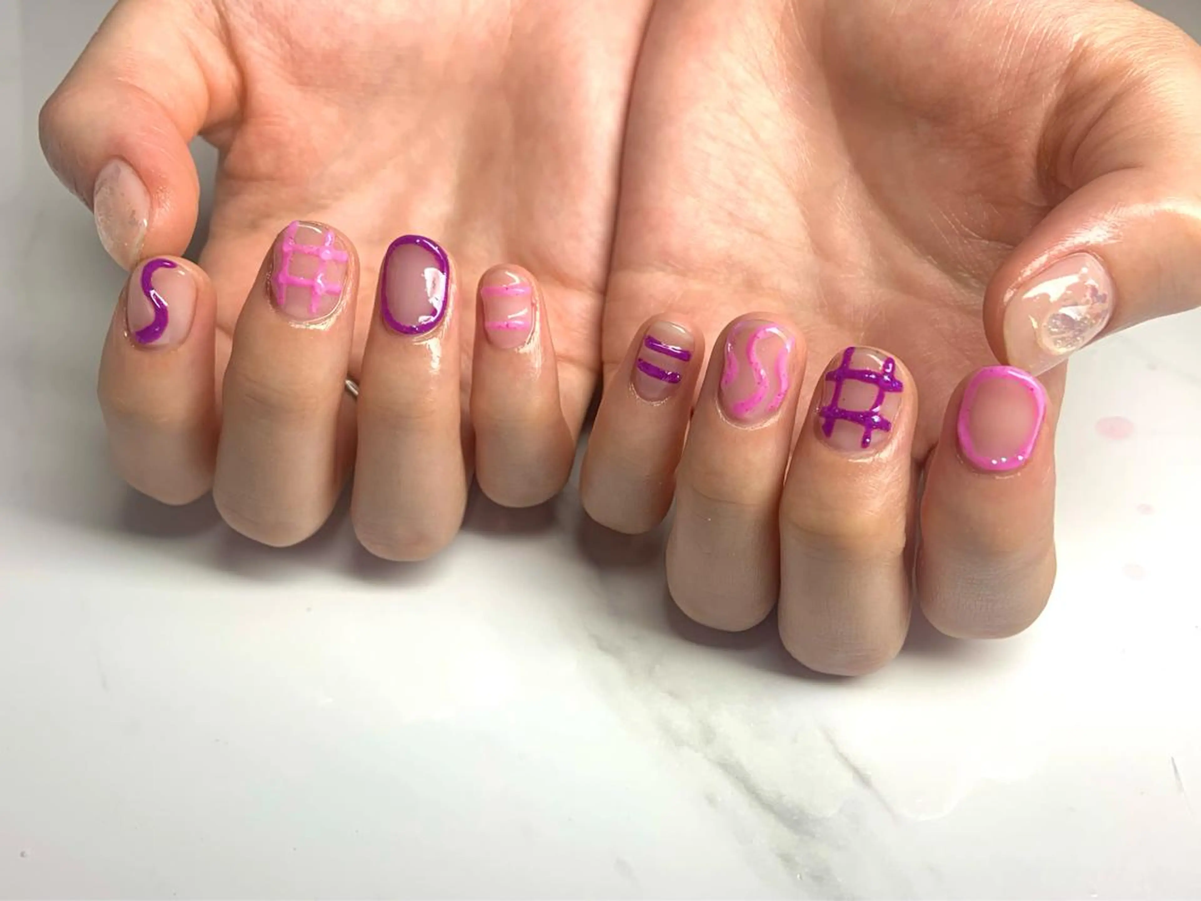 ショート ネイリスト シンのネイルデザイン