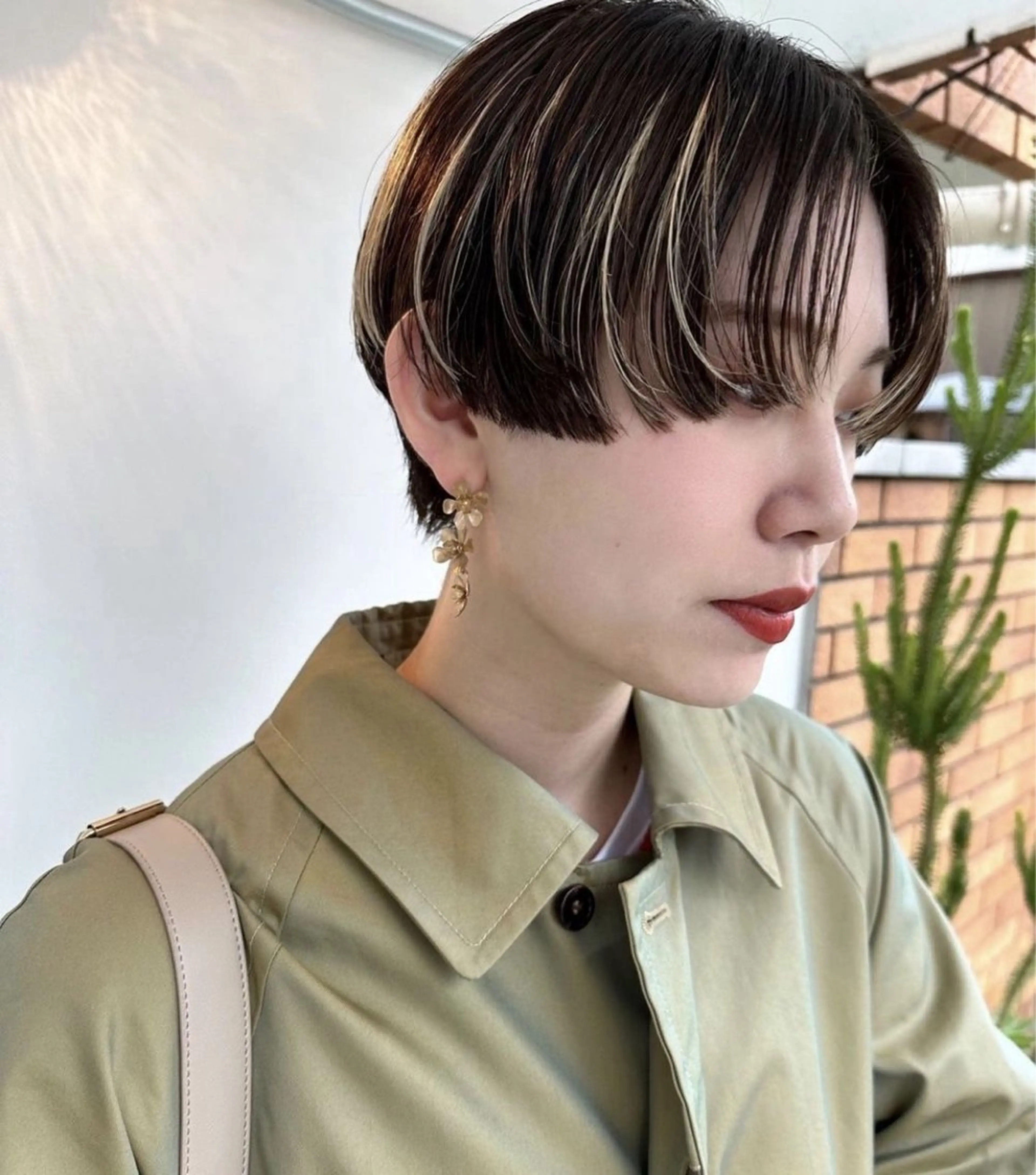 ショート 加藤木麻彩 NEROのヘアスタイル