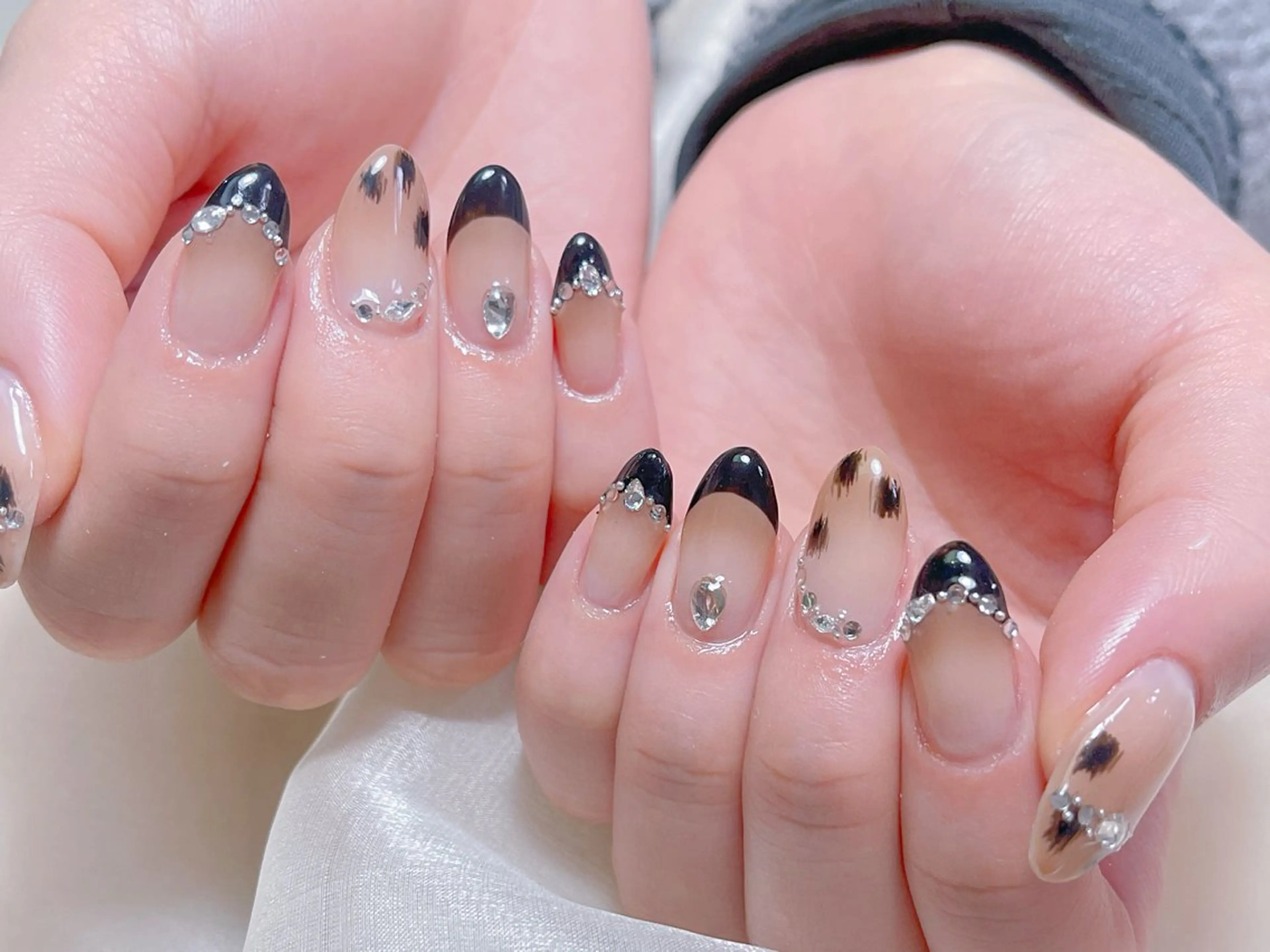 ネイル 🎀ネイルサロン エクラYUI🎀のネイルデザイン