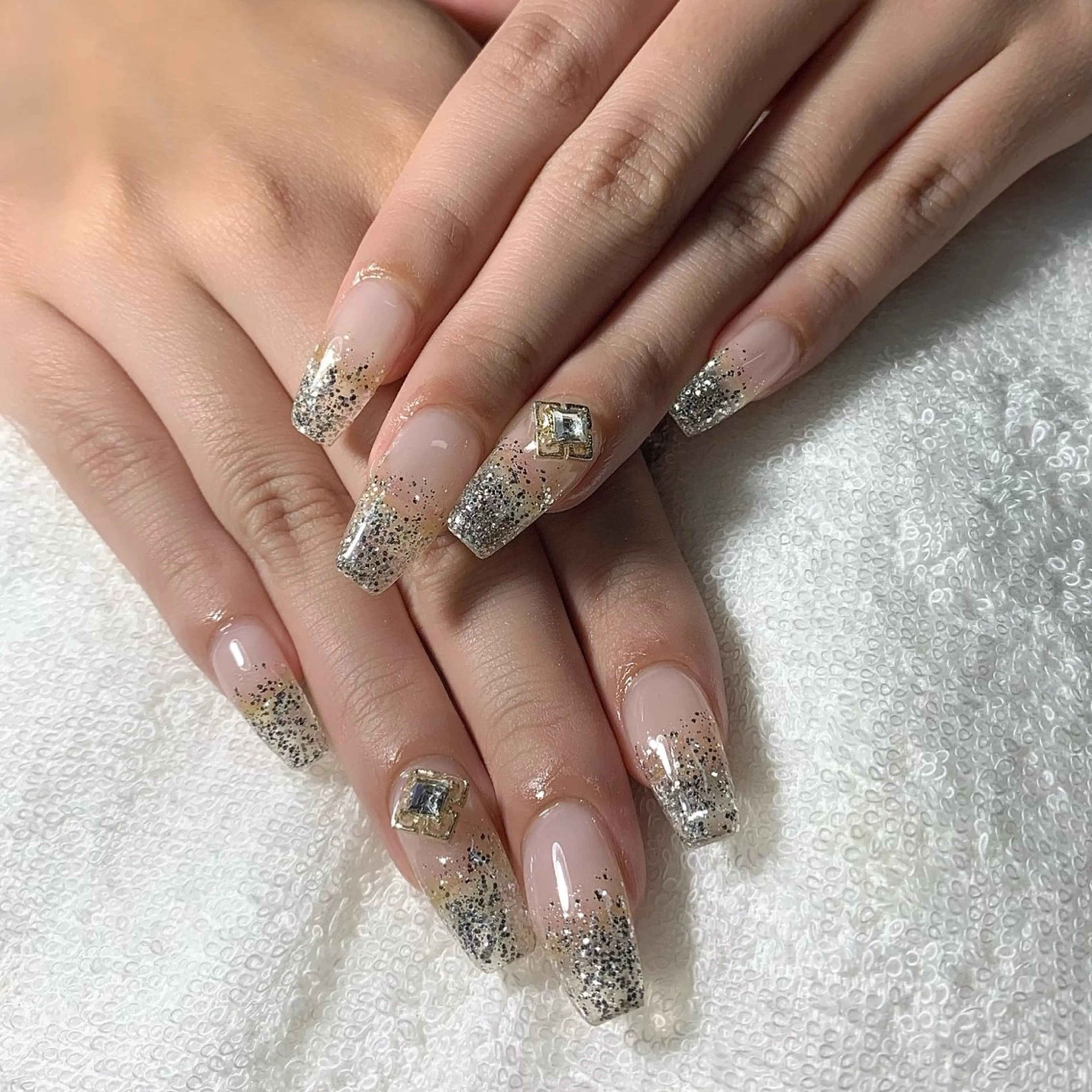 ネイル グラデーション スカルプネイル ハンドネイル MHR nailのネイルデザイン