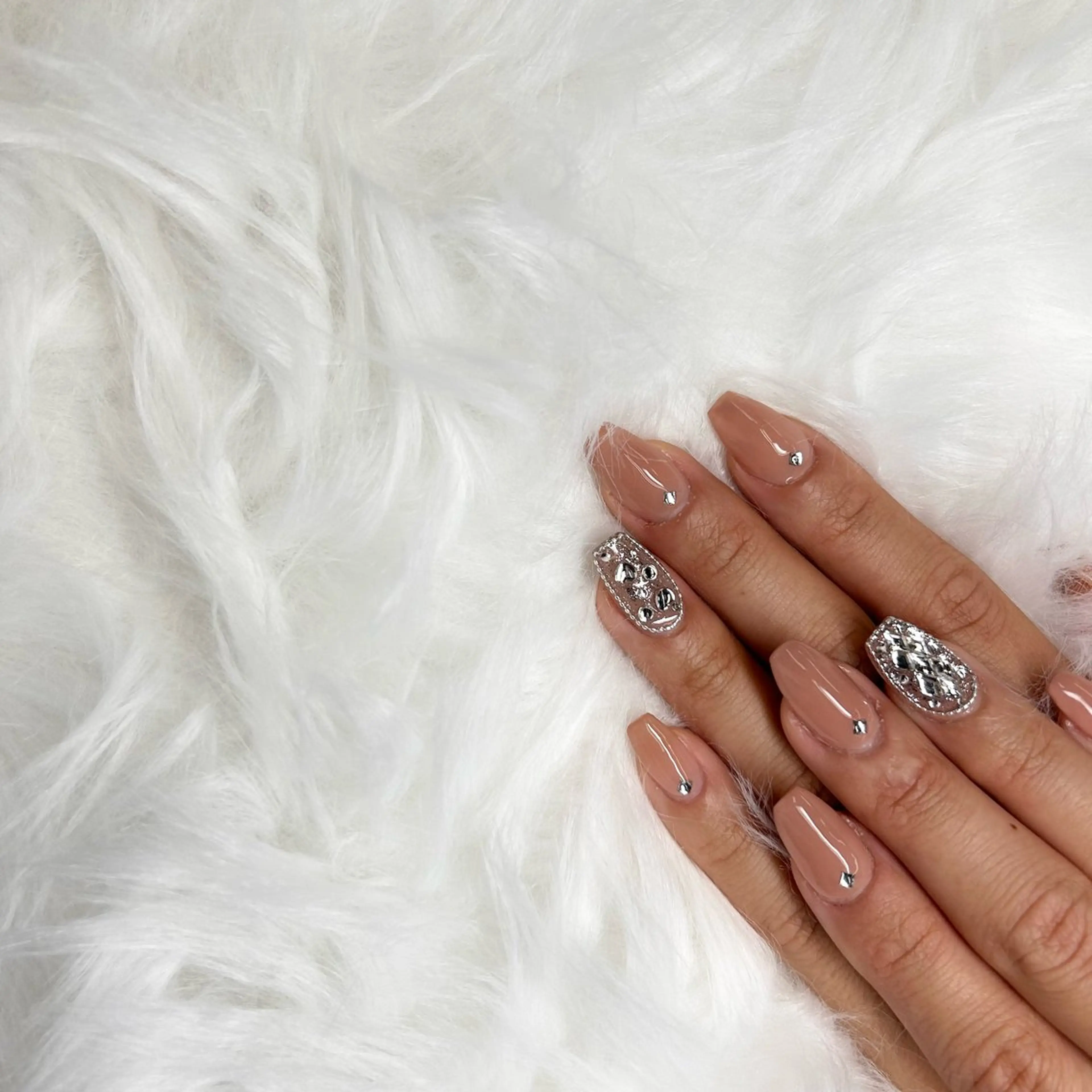 ネイル LOARY所属・LOARY 五日市店のネイルデザイン