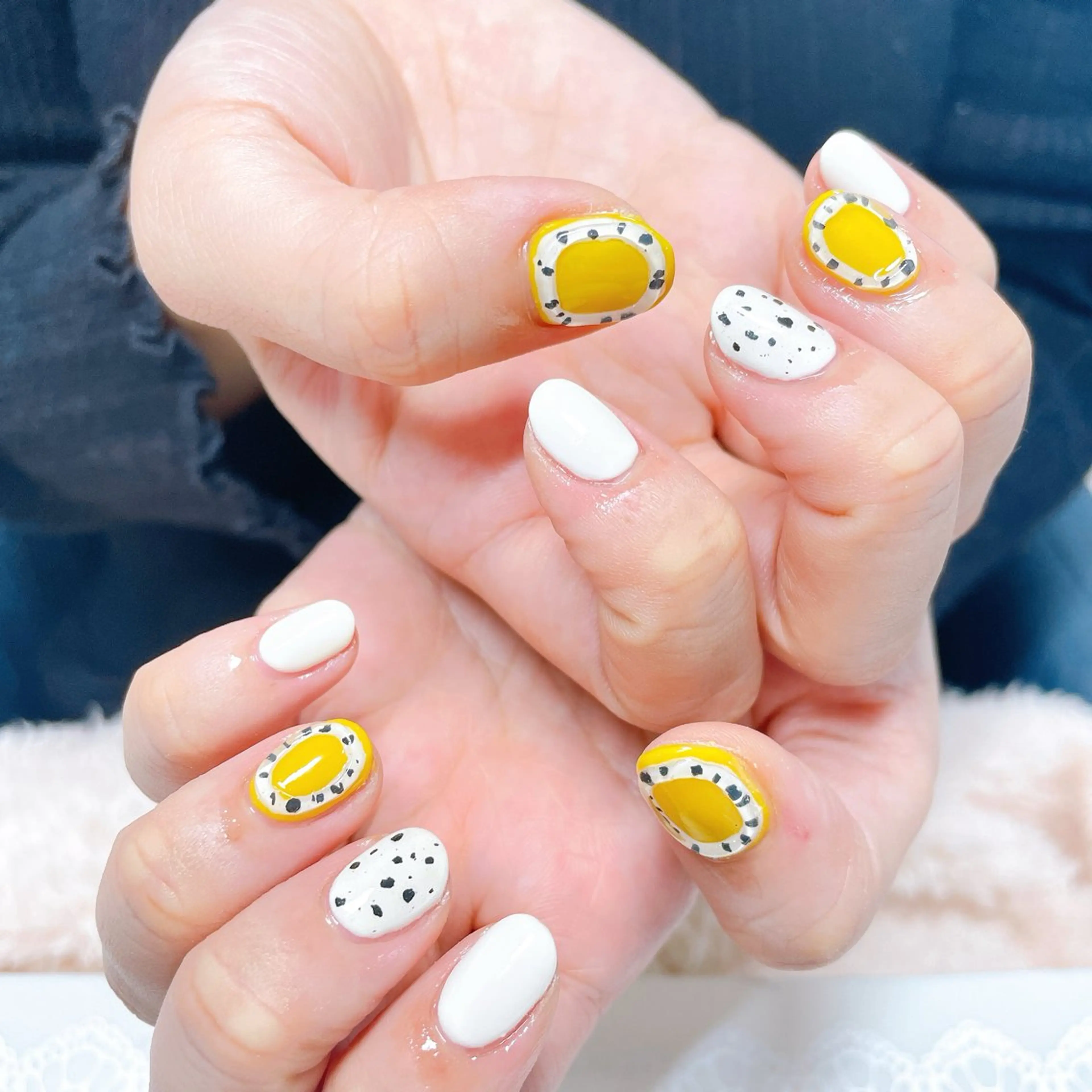 ネイル シンプルネイル 黄色 tsumeasobi所属・tsumeasobi 🪬macoのネイルデザイン