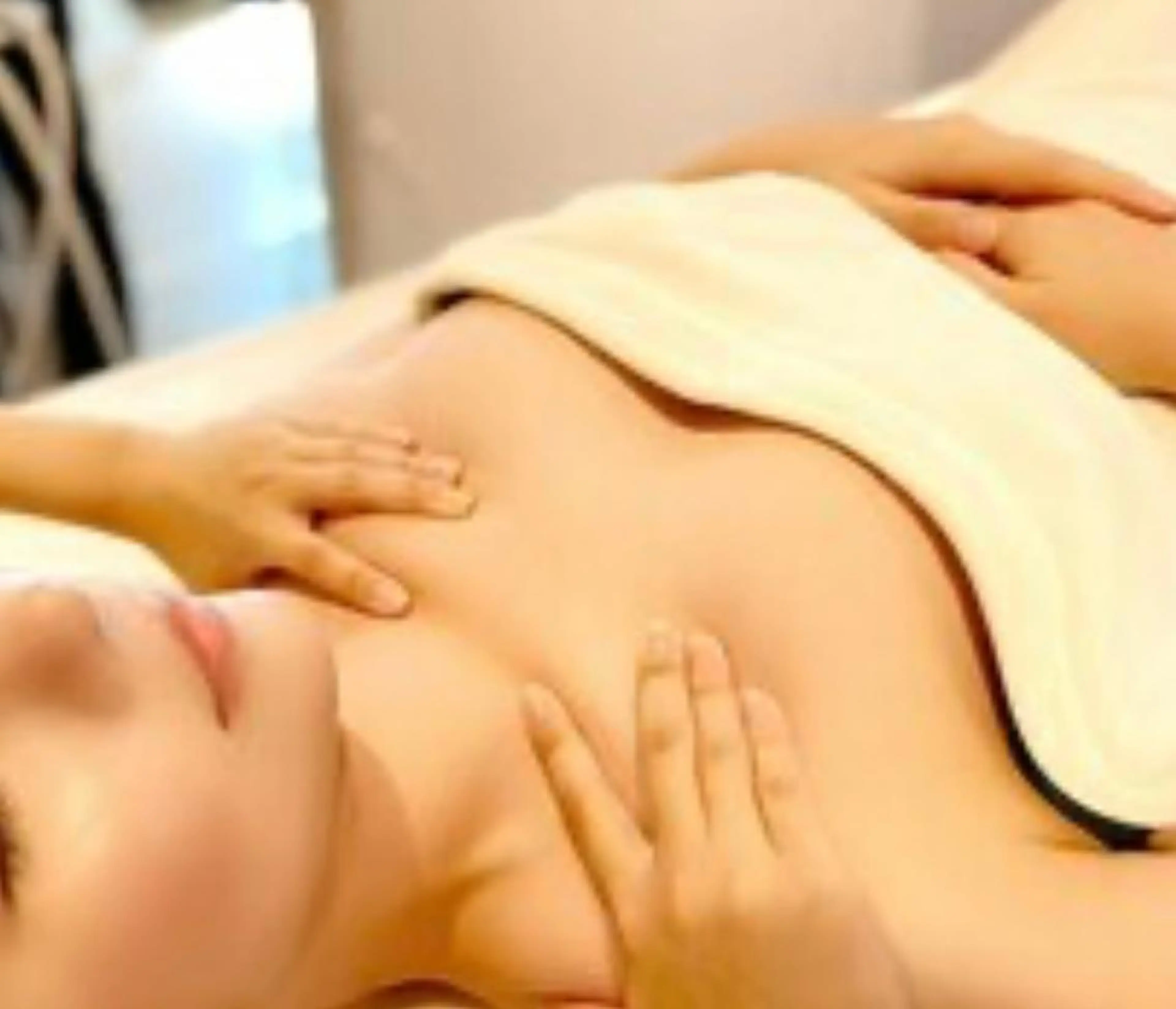 《上半身☆》痩身キャビテーション×深層筋リンパマッサージ 計70分の写真