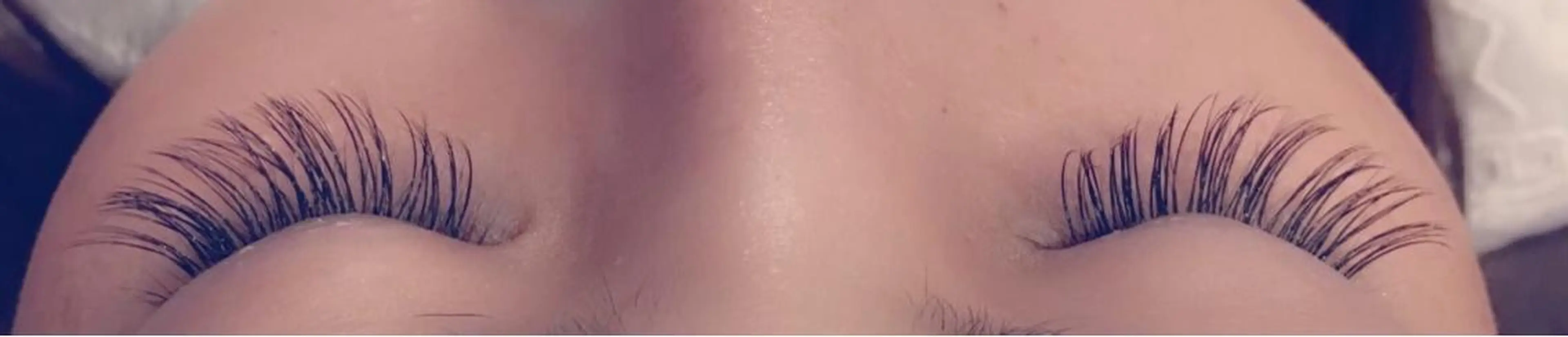 マツエク・マツパ 曲がる縮毛矯正 LIBER 　岩名のヘアスタイル