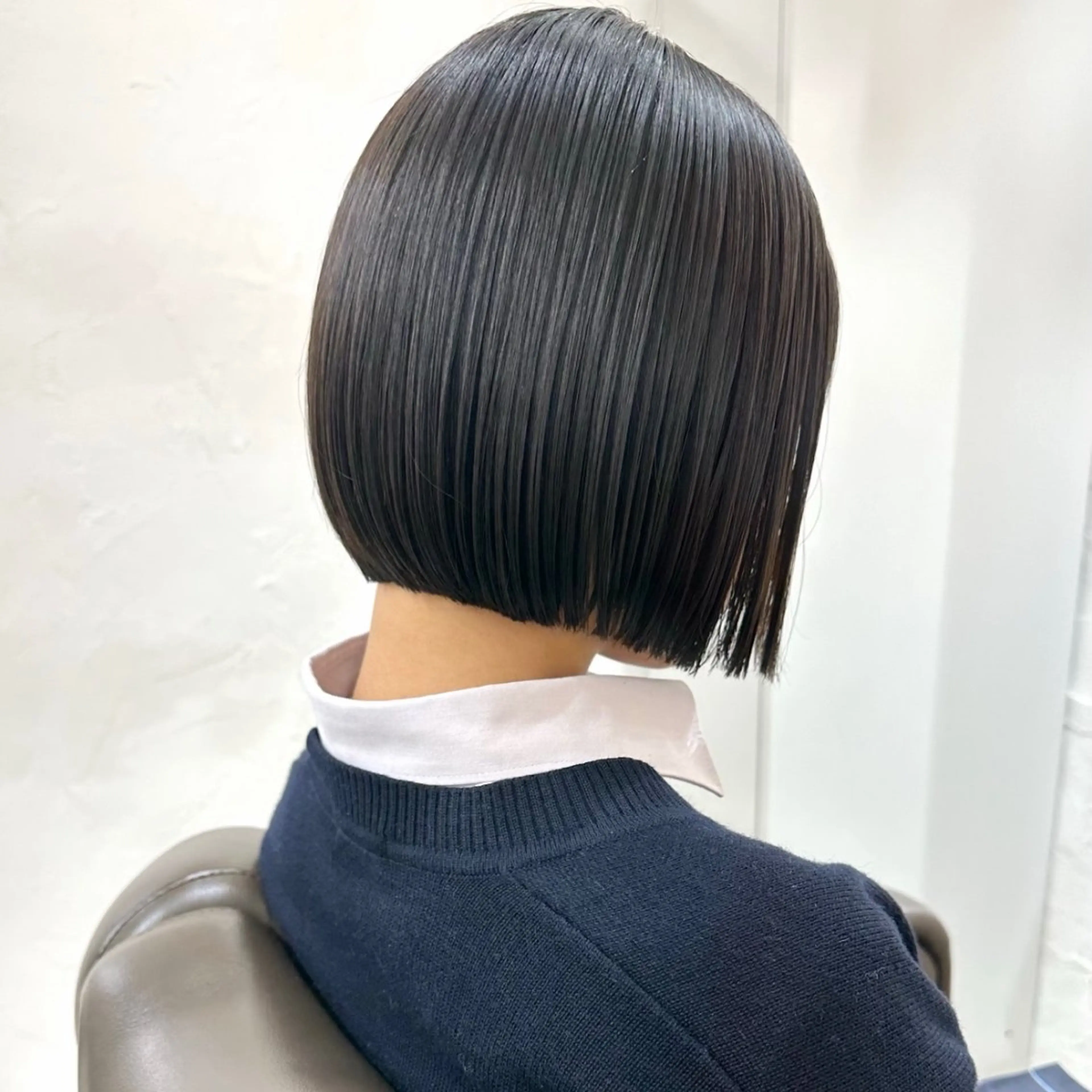 ショート 切りっぱなしボブ 前下がりボブ ボブ ウルフカット 銀座No.1髪質改善 縮毛矯正/本木のヘアスタイル