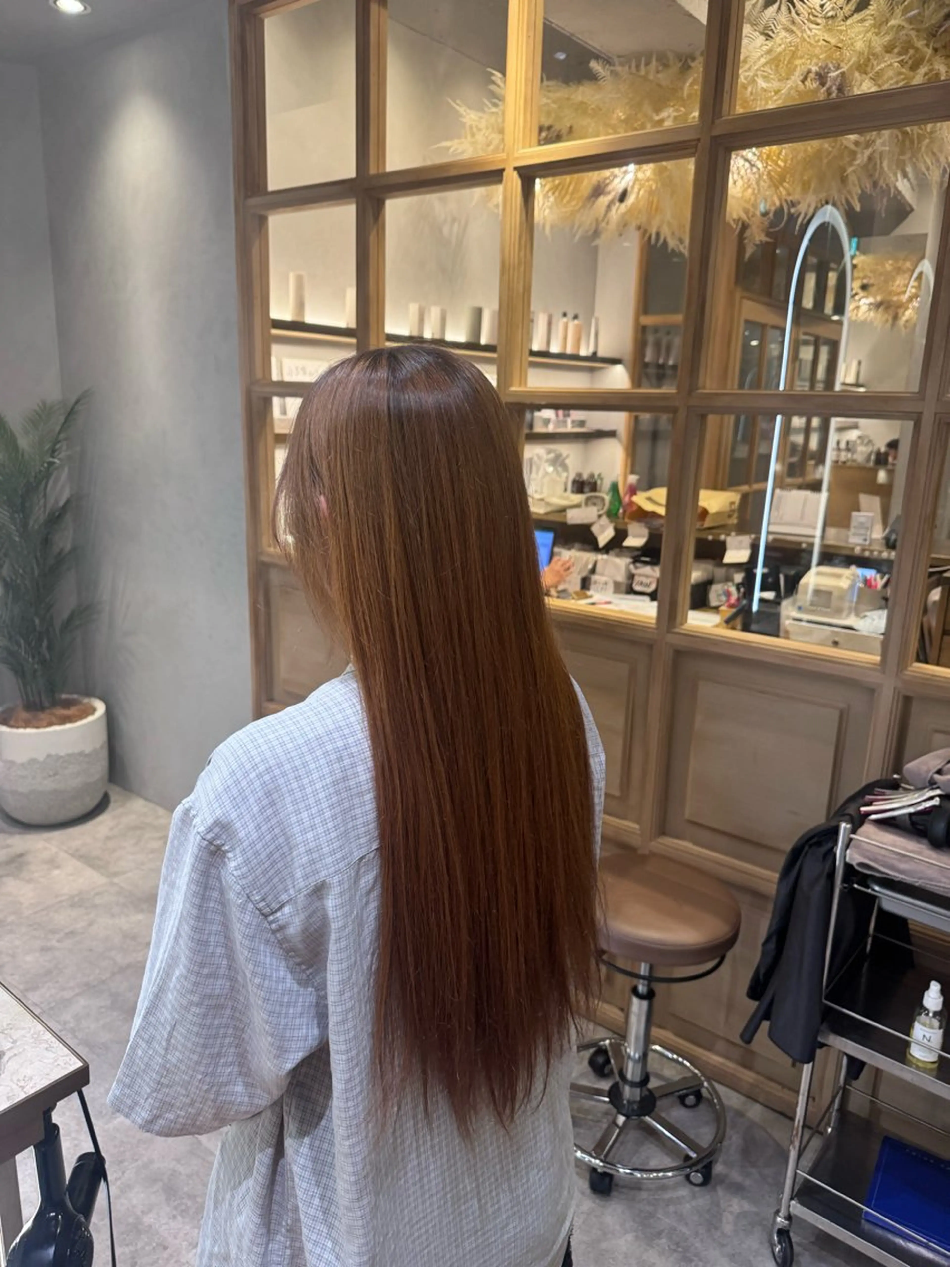 ロング カラー ブリーチ ブラウンカラー olelo所属・☁️olelo国立 ☁️Minoriのヘアスタイル