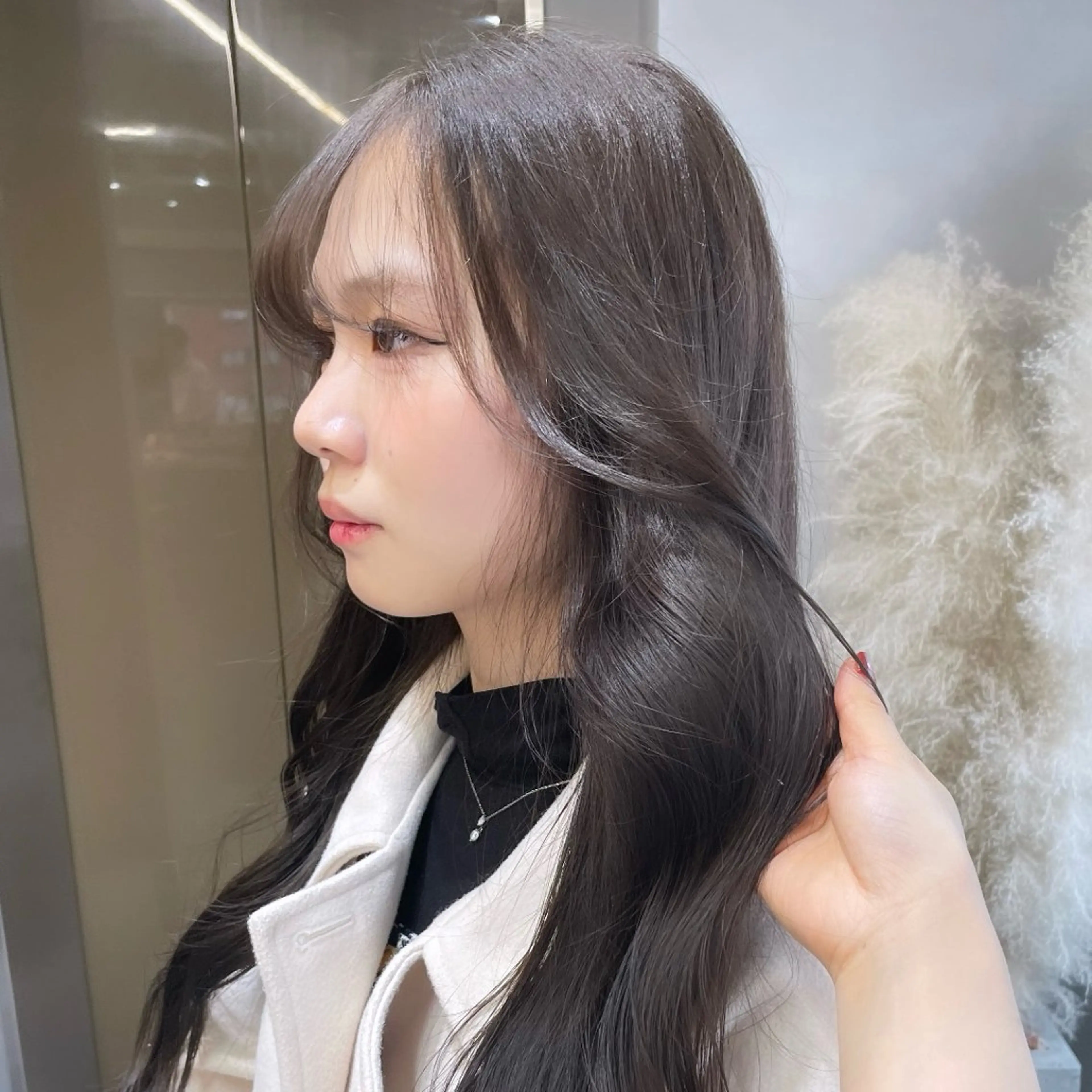 ロング カラー 透明感カラー グレージュ ヘアカラー Rui/透明感カラー 暖色/レイヤーカットのヘアスタイル