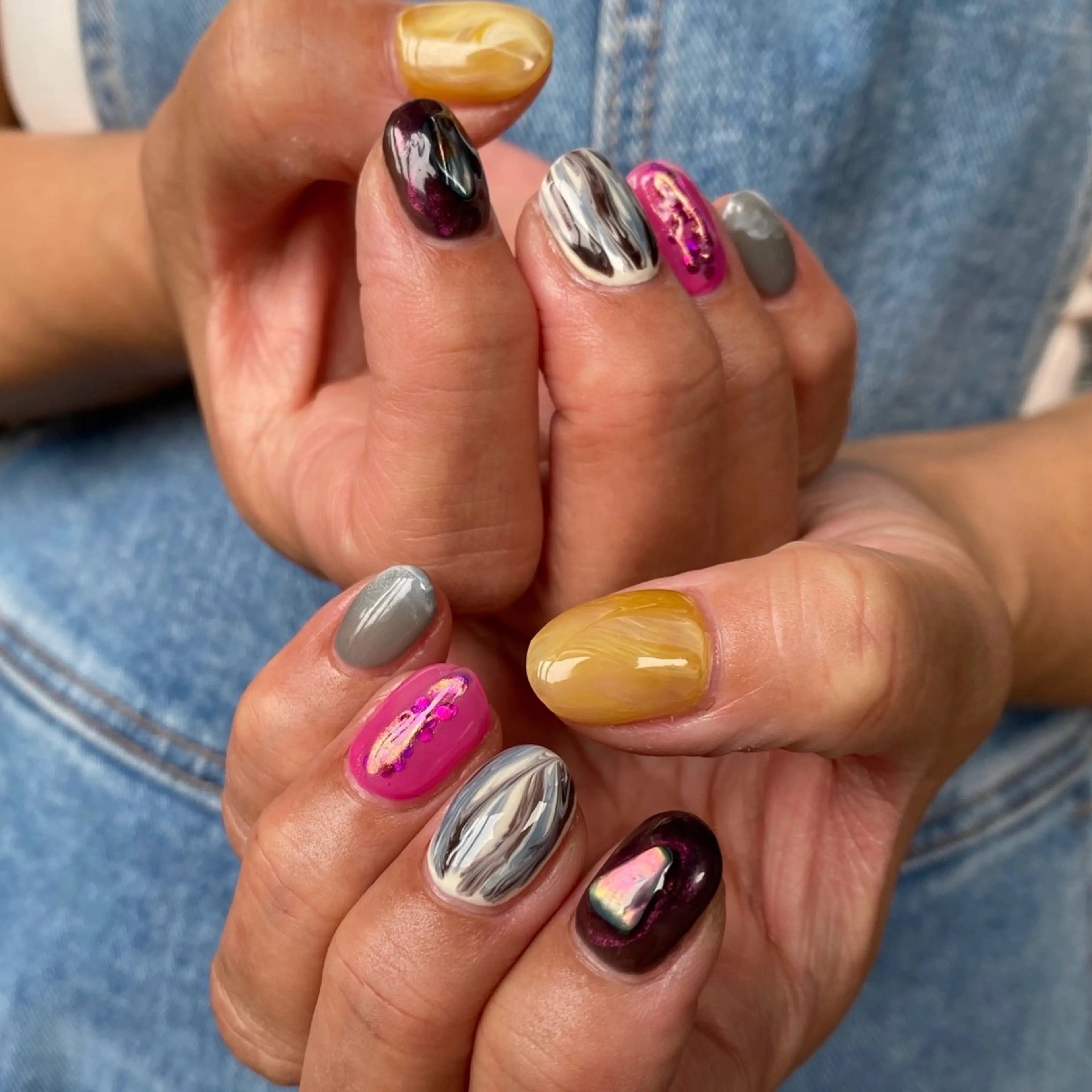 ネイル アートネイル 韓国ネイル ニュアンスネイル ハンドネイル amuse 手書きニュアンスのネイルデザイン