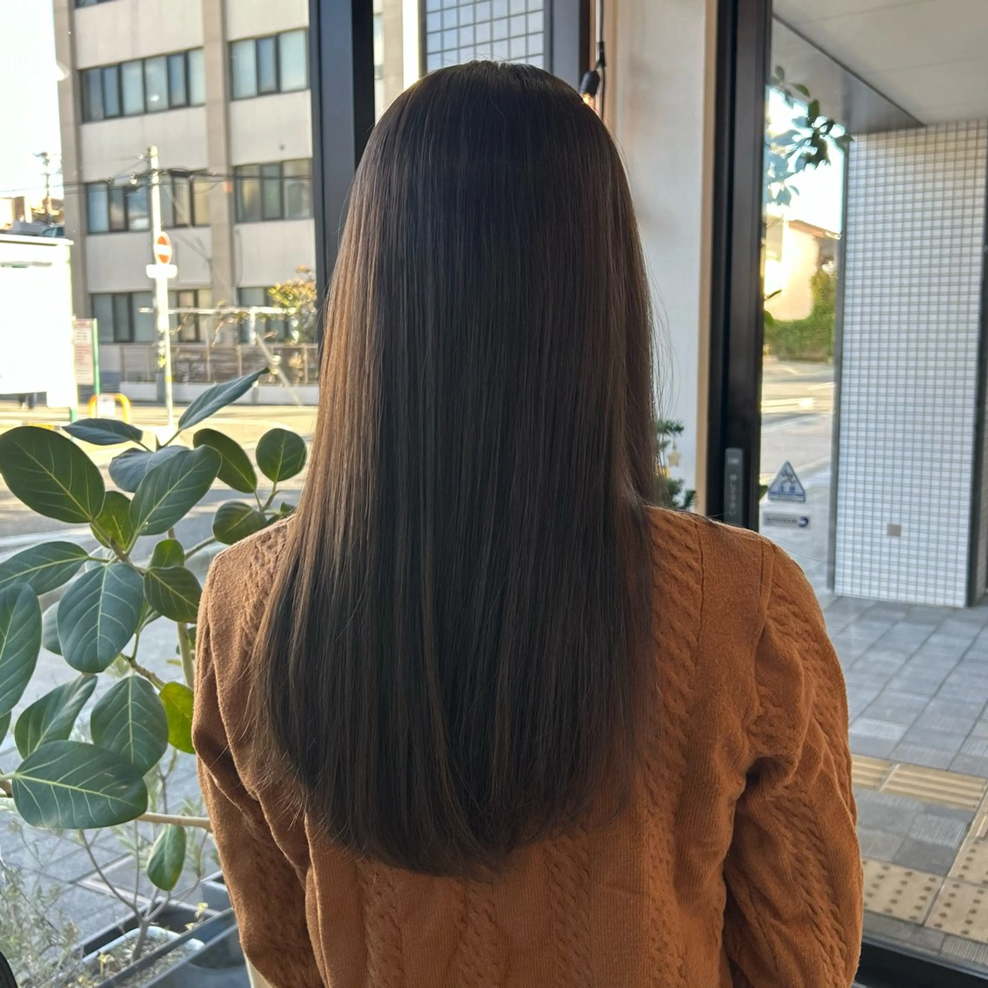 カラー 小川 鈴佳のヘアスタイル