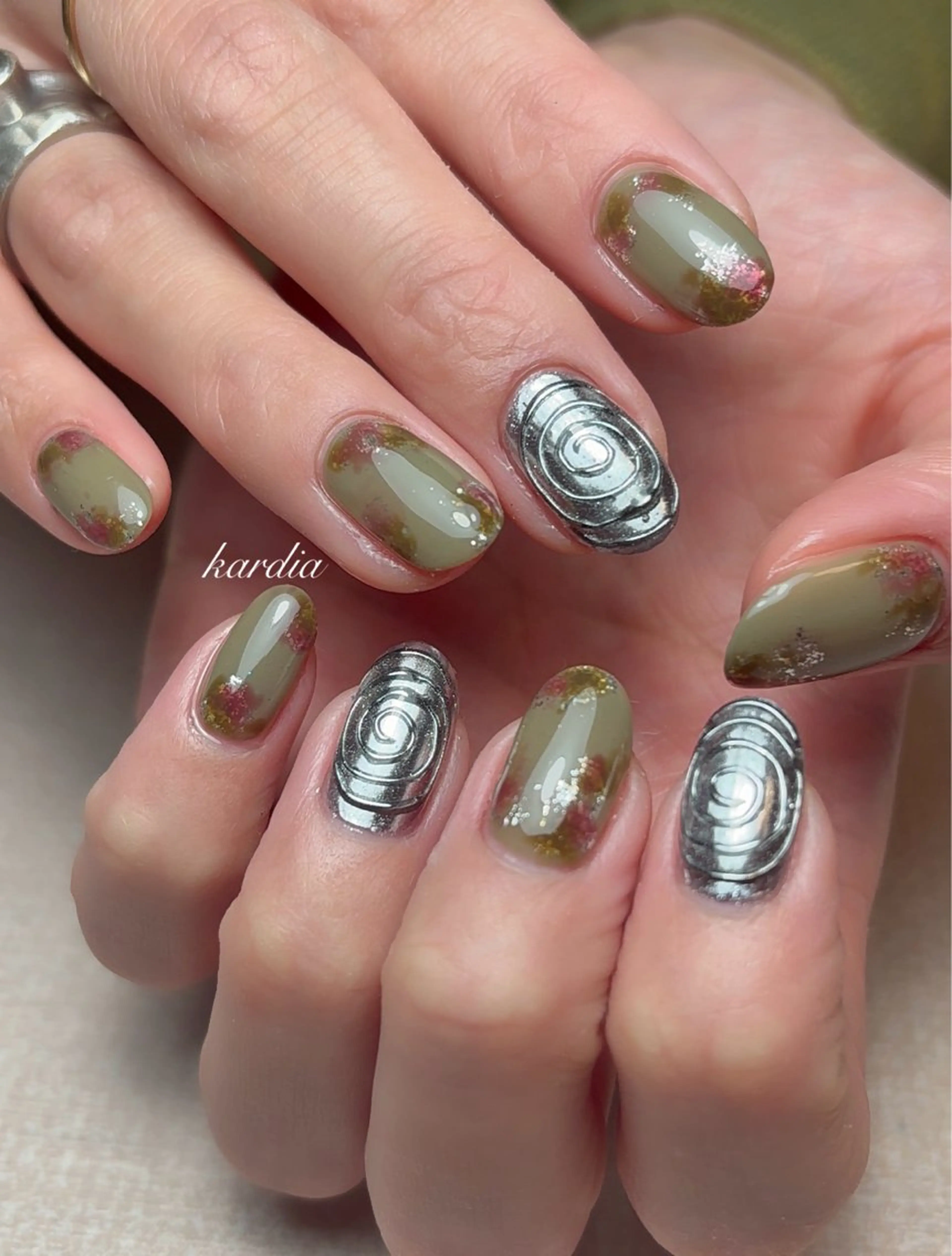 ネイル ハンドネイル καρδιά -ｶﾙﾃﾞｨｱ-のネイルデザイン