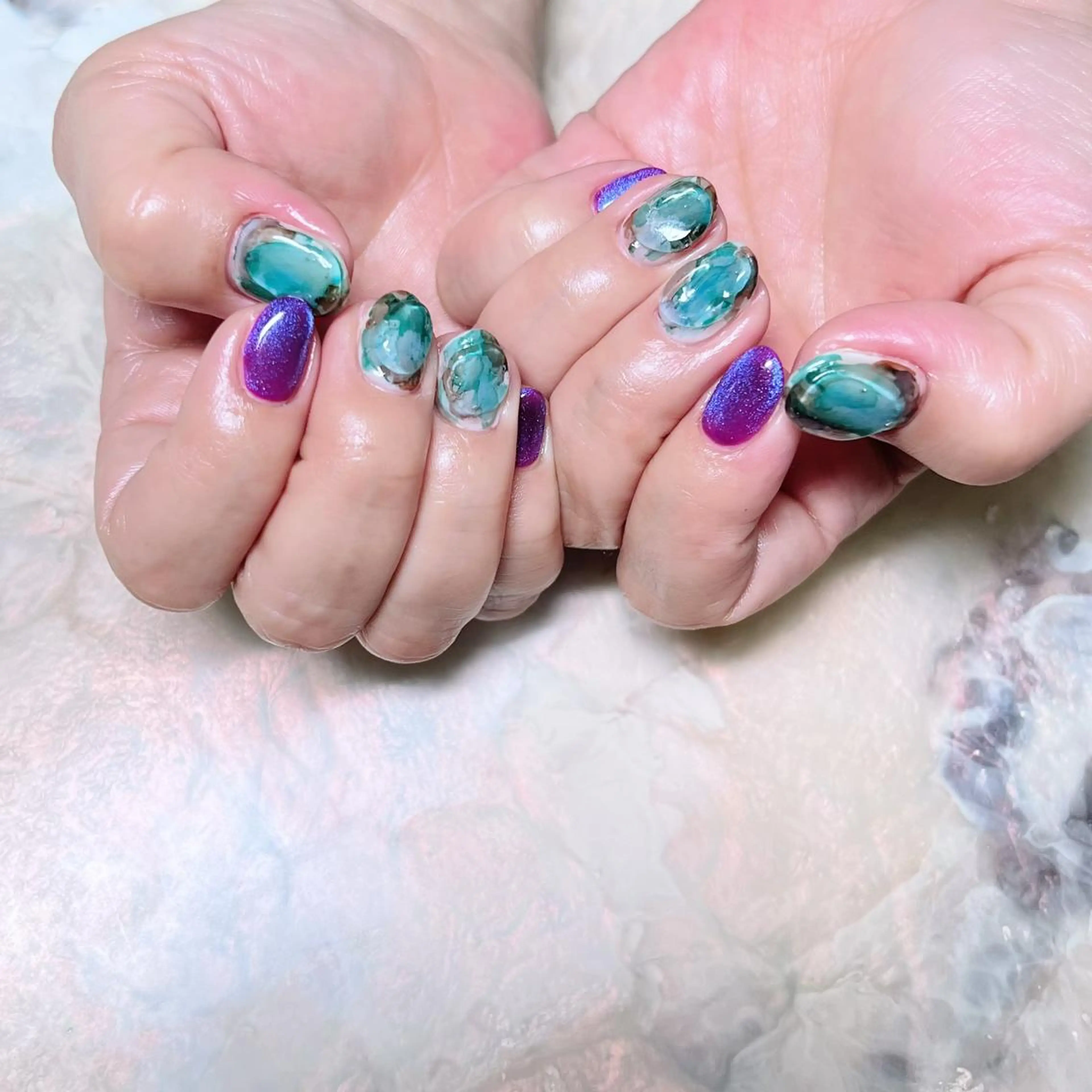 ネイル マグネットネイル ニュアンスネイル ショートネイル gemickle nailのネイルデザイン