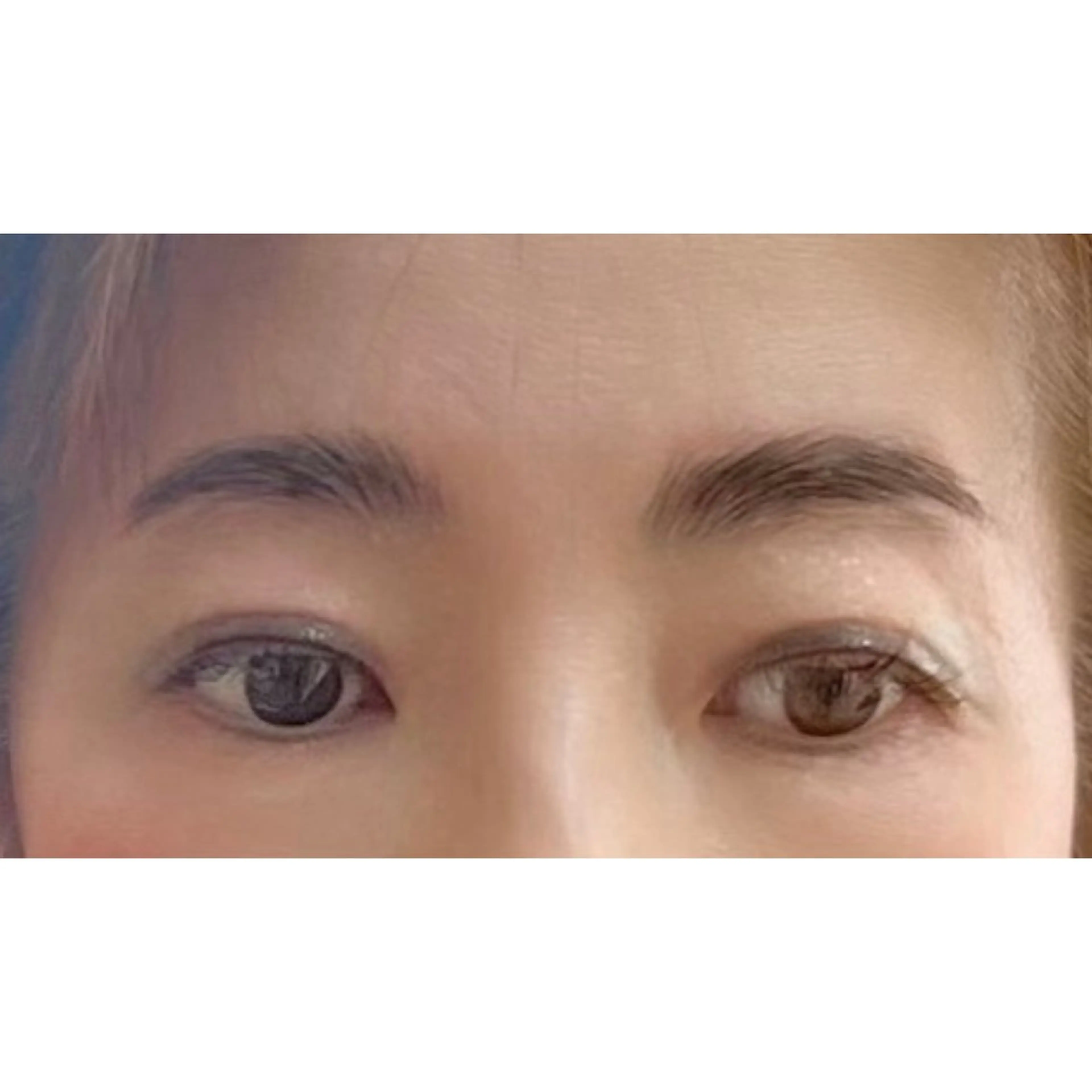 アイブロウ Chamuel 三輪のネイルデザイン