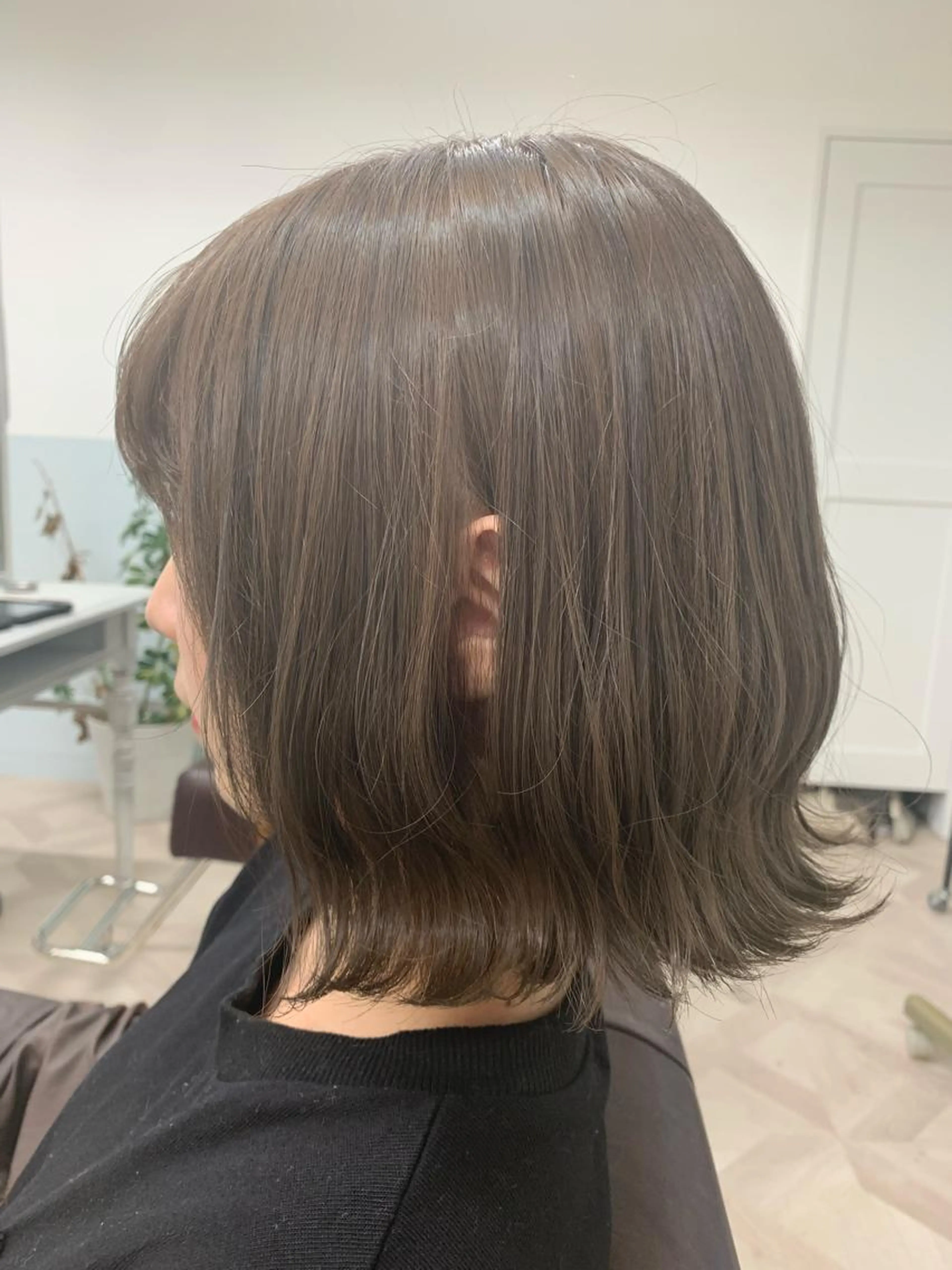 【透明感と艶】カット & イルミナカラーの写真