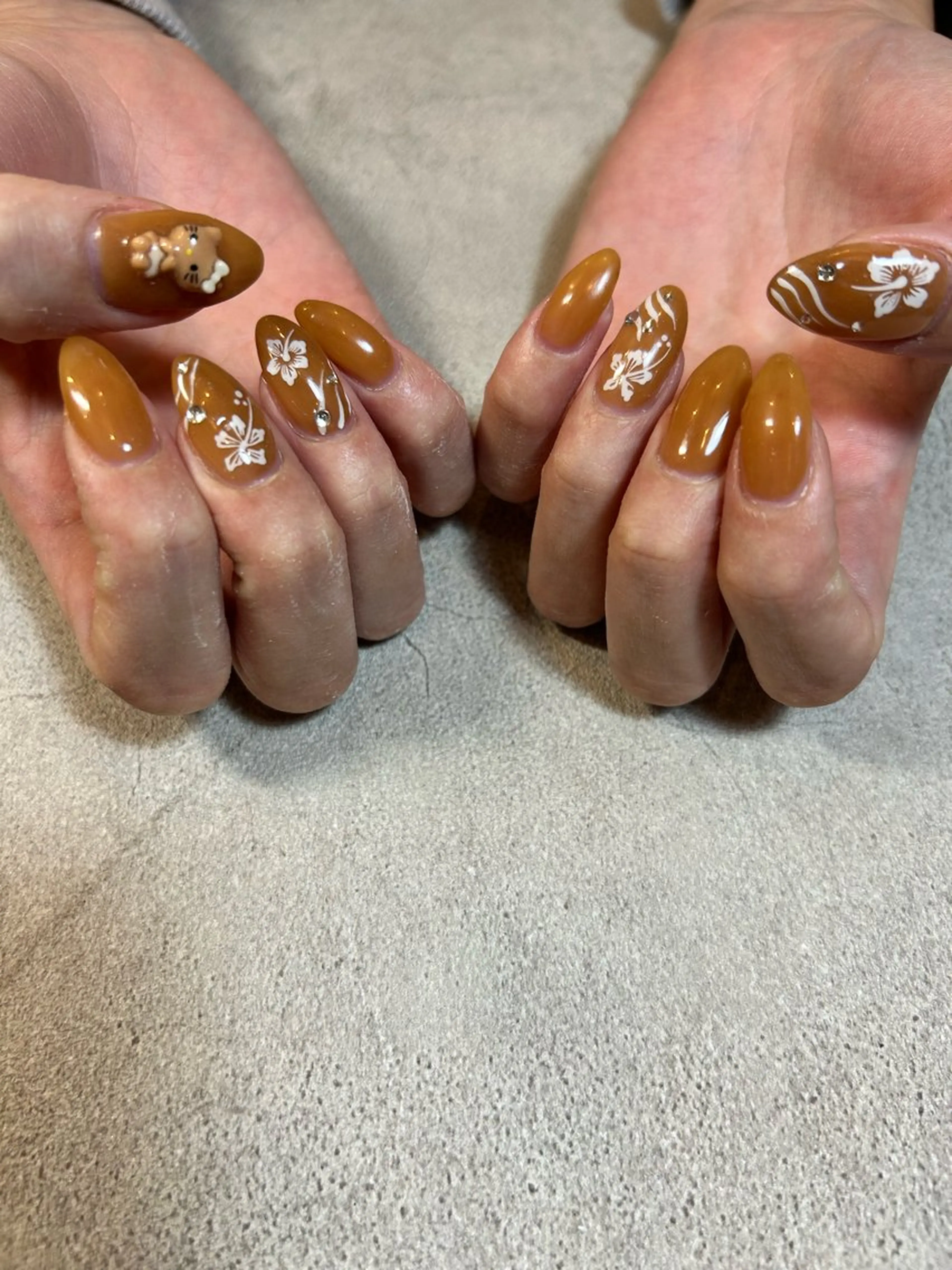 ネイル amunail所属・浦川 歩のネイルデザイン