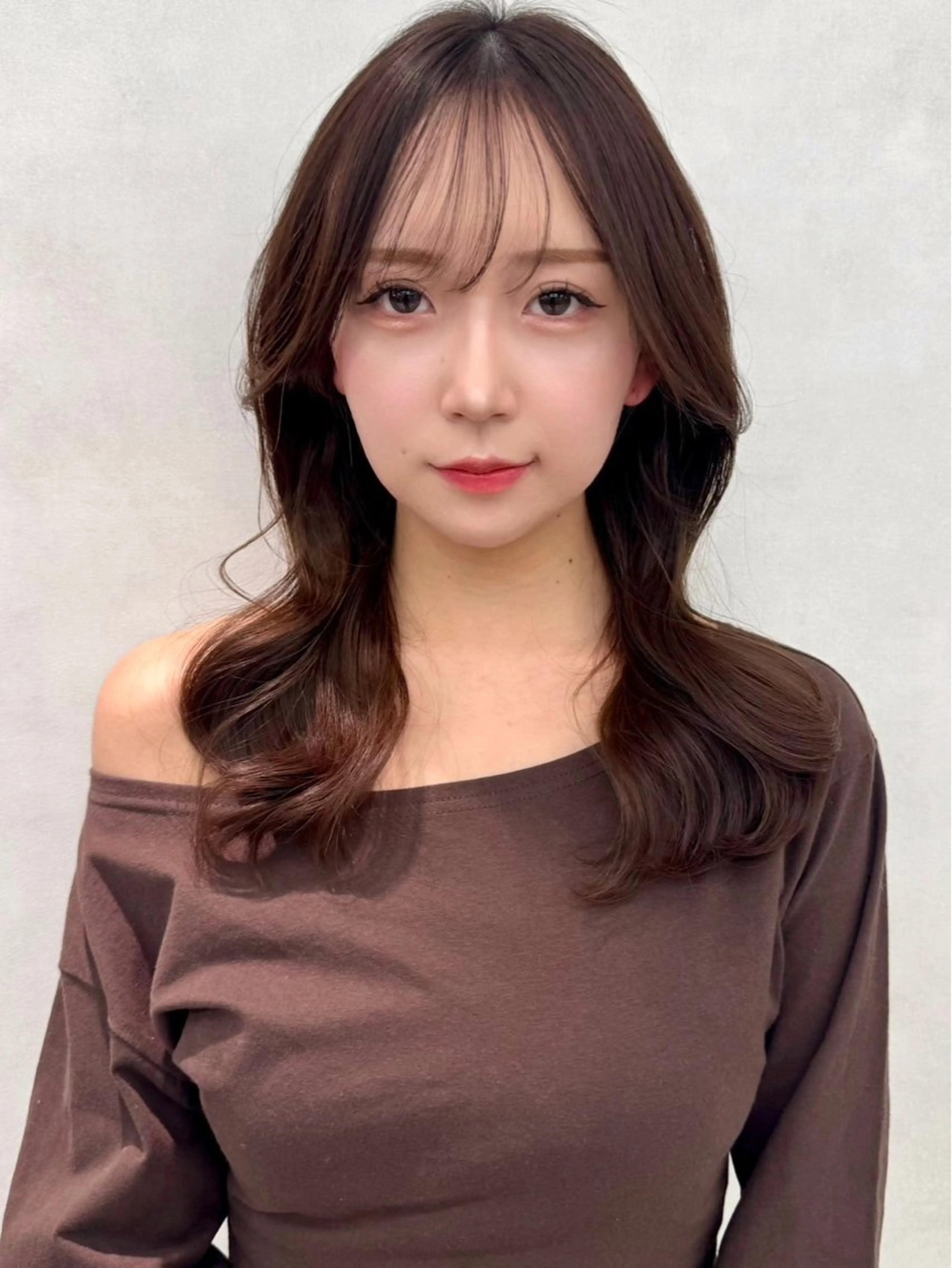 セミロング カラー カット ヘアカラー トリートメント レイヤー×韓国 🇰🇷鈴木啓太のヘアスタイル