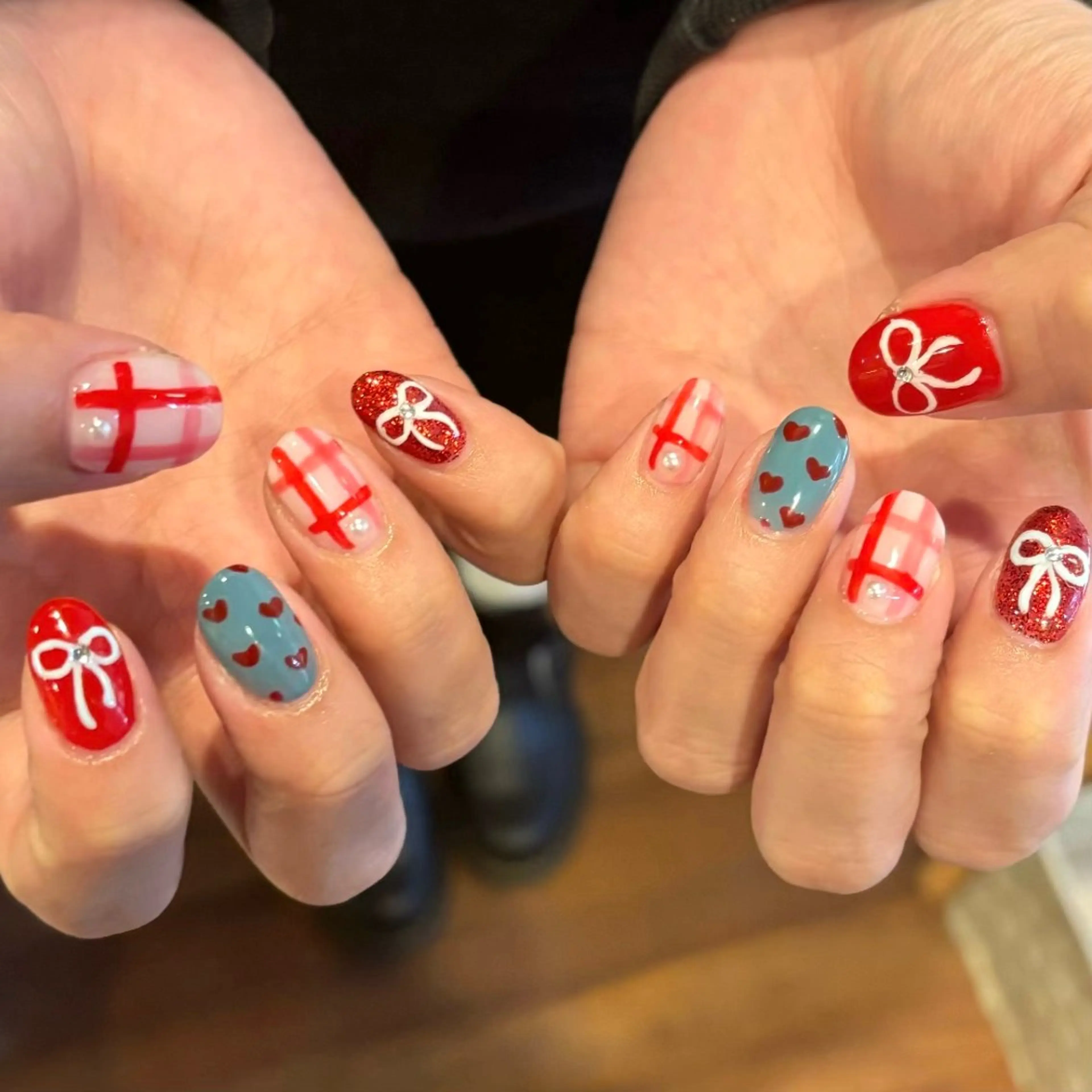 ネイル リボン Mネイル&カフェシェレステ　久屋店所属・Mネイル久屋店 KOZUEのネイルデザイン