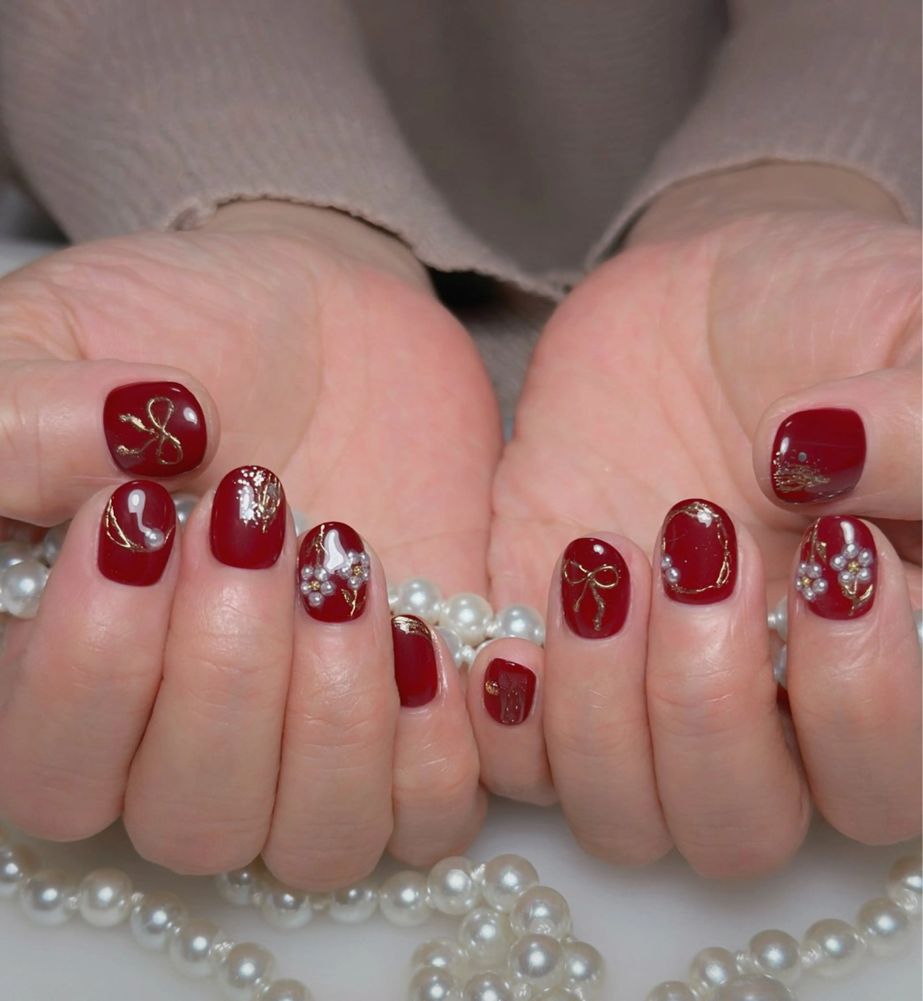 ネイル オーロラネイル 長さ出し フットネイル 韓国ネイル ラメ(グリッター) 👍thumbs up nail👍のネイルデザイン