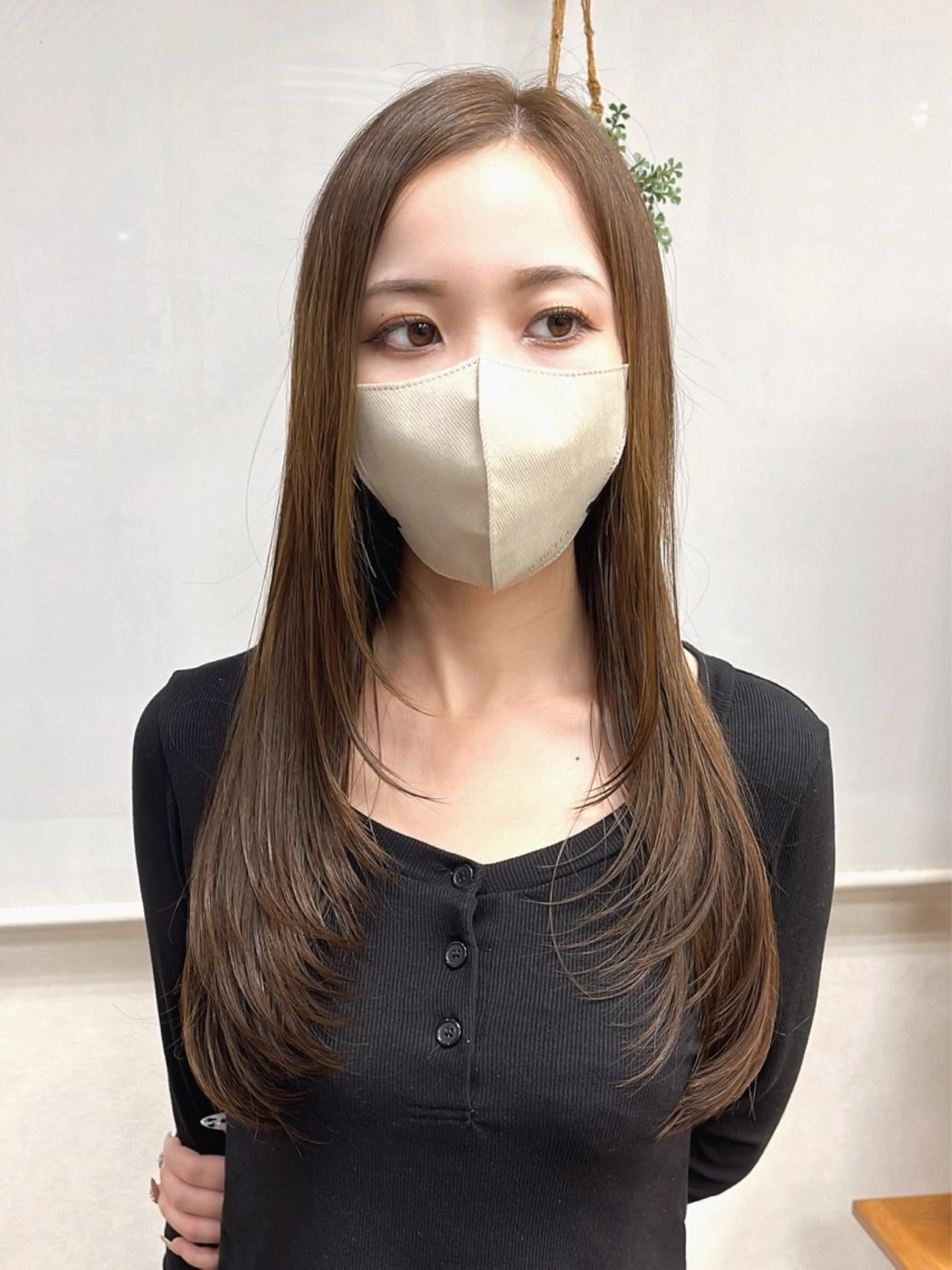 ロング レイヤーカット カット トリートメント Ring  by Moremuu所属・issy/ハイライト ハイトーン／レイヤーのヘアスタイル