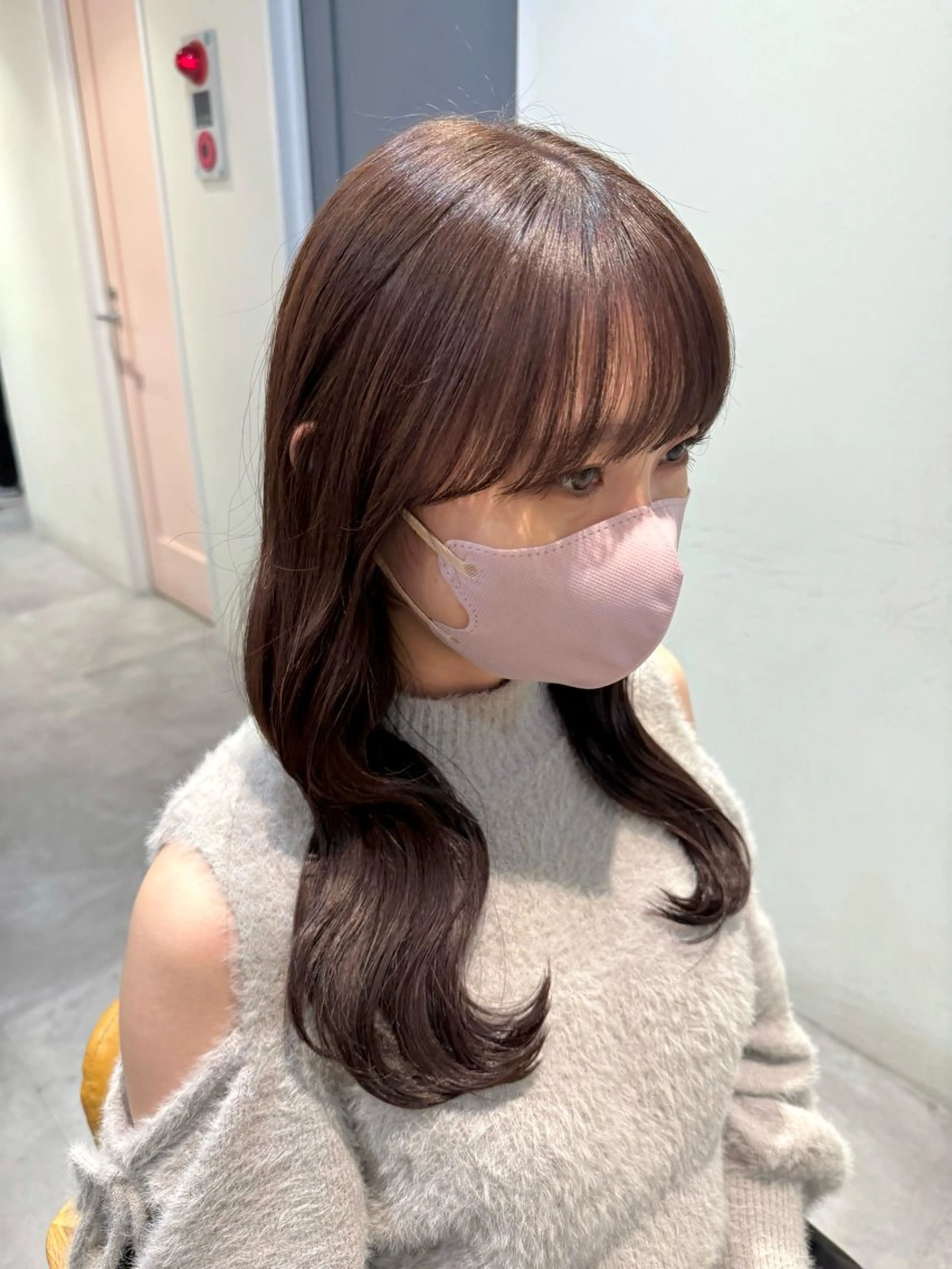 ロング カラー グレージュ roka所属・ayaka♡ 柔らかカラーのヘアスタイル