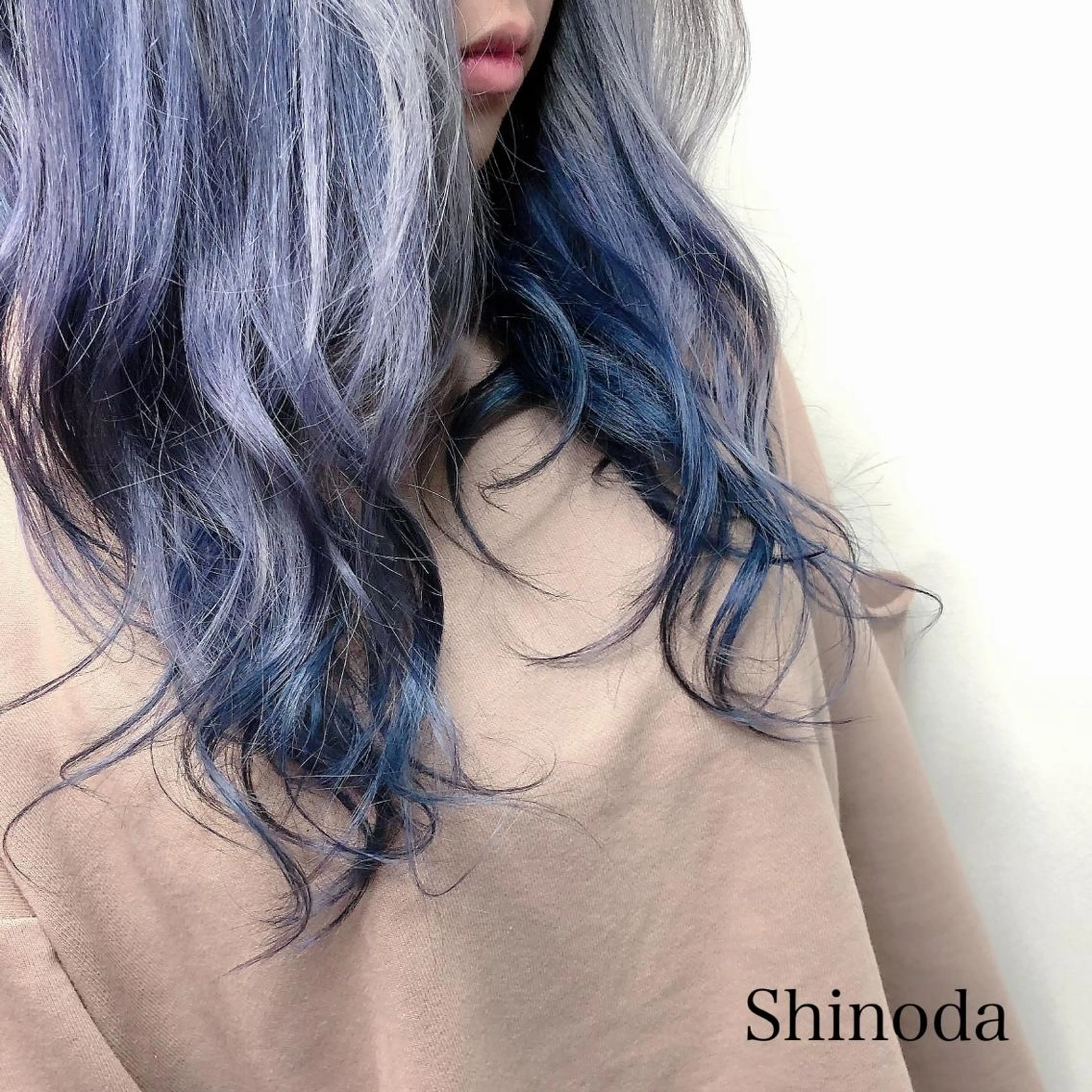 カラー 🦖店長🦖pino #しのだスペシャルのヘアスタイル