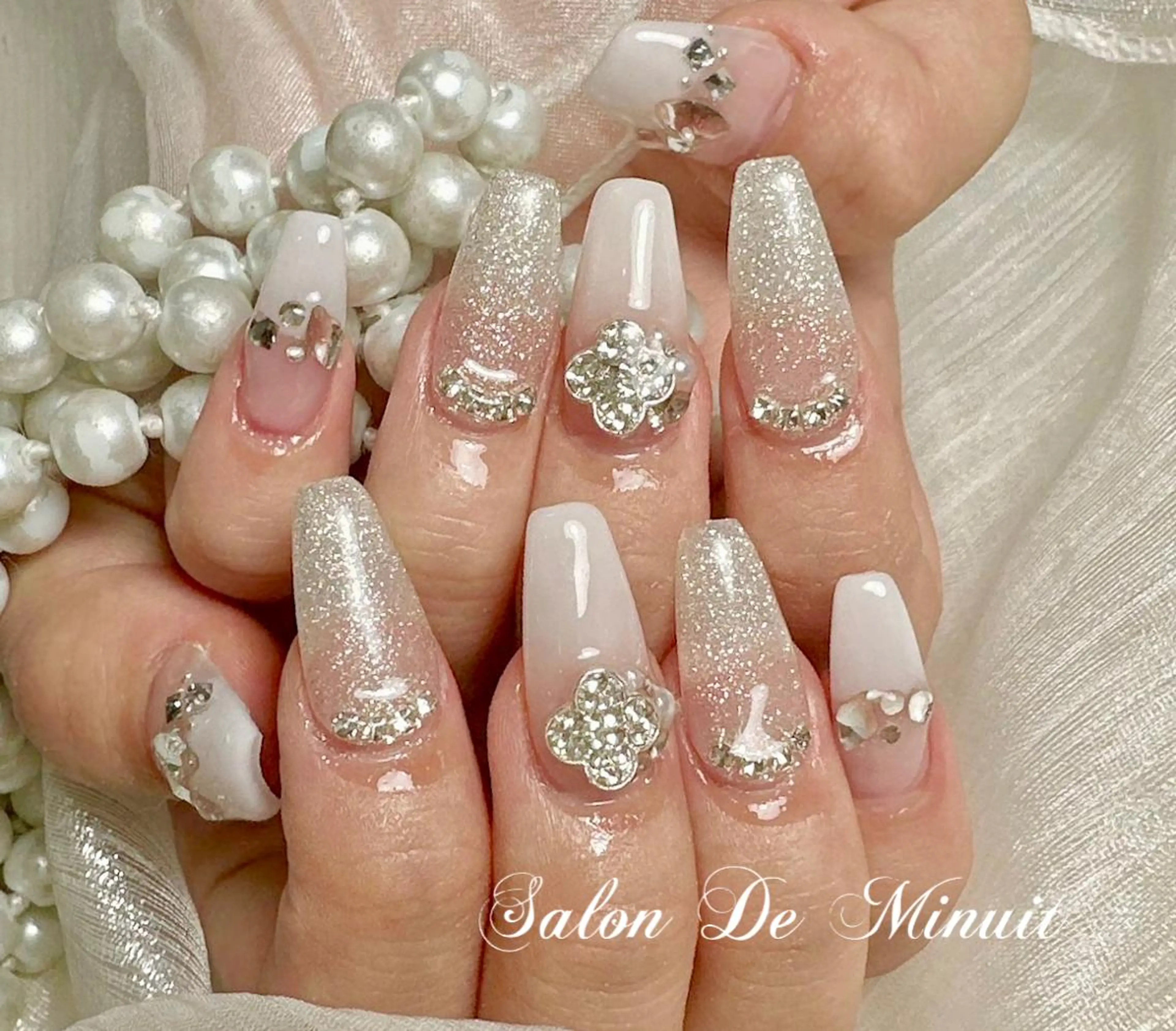 ネイル ハンドネイル ハンドケア Momo 🤍のネイルデザイン