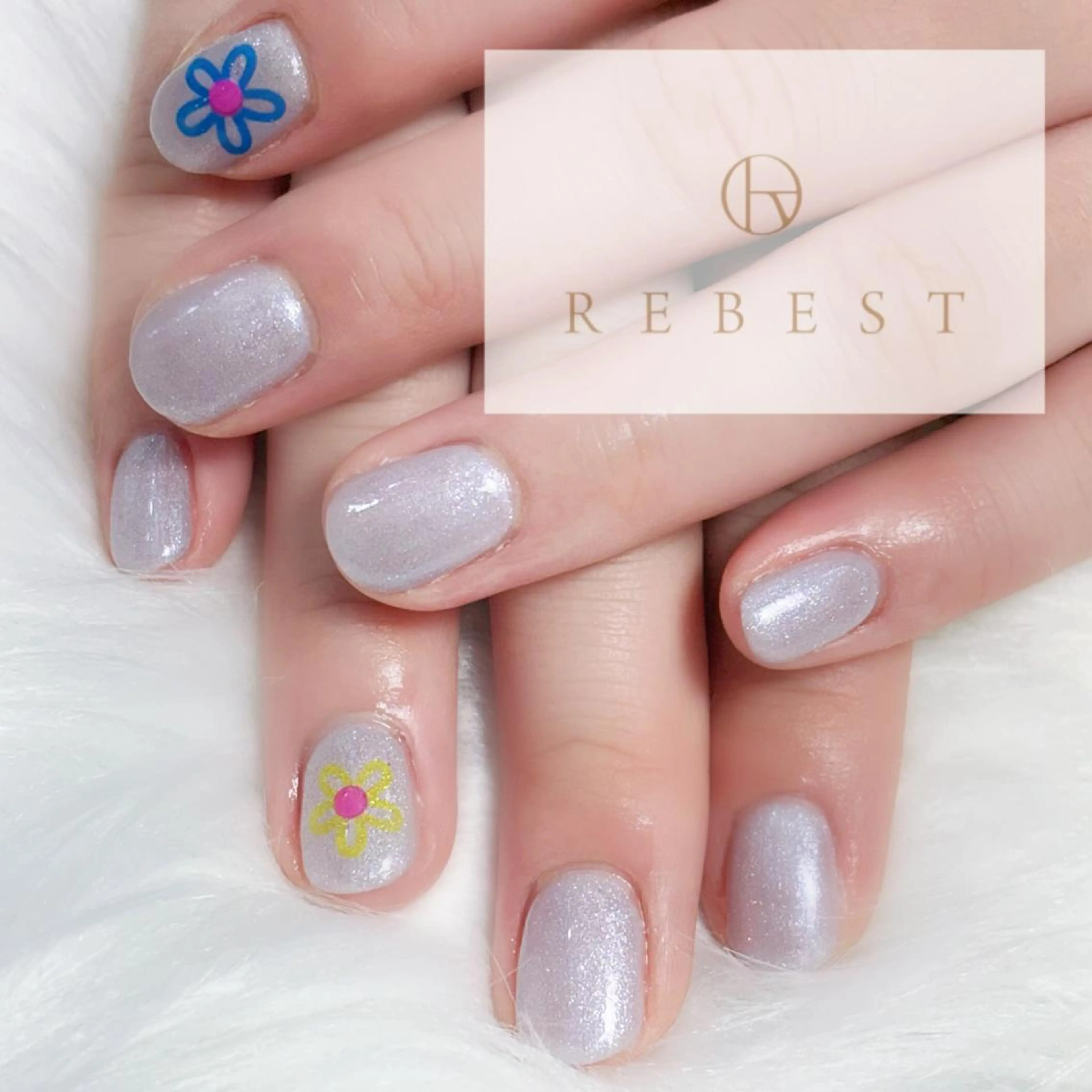 ネイル ハンドネイル ❤️💛🩵京橋 痛ネイル⭐️3Dのネイルデザイン