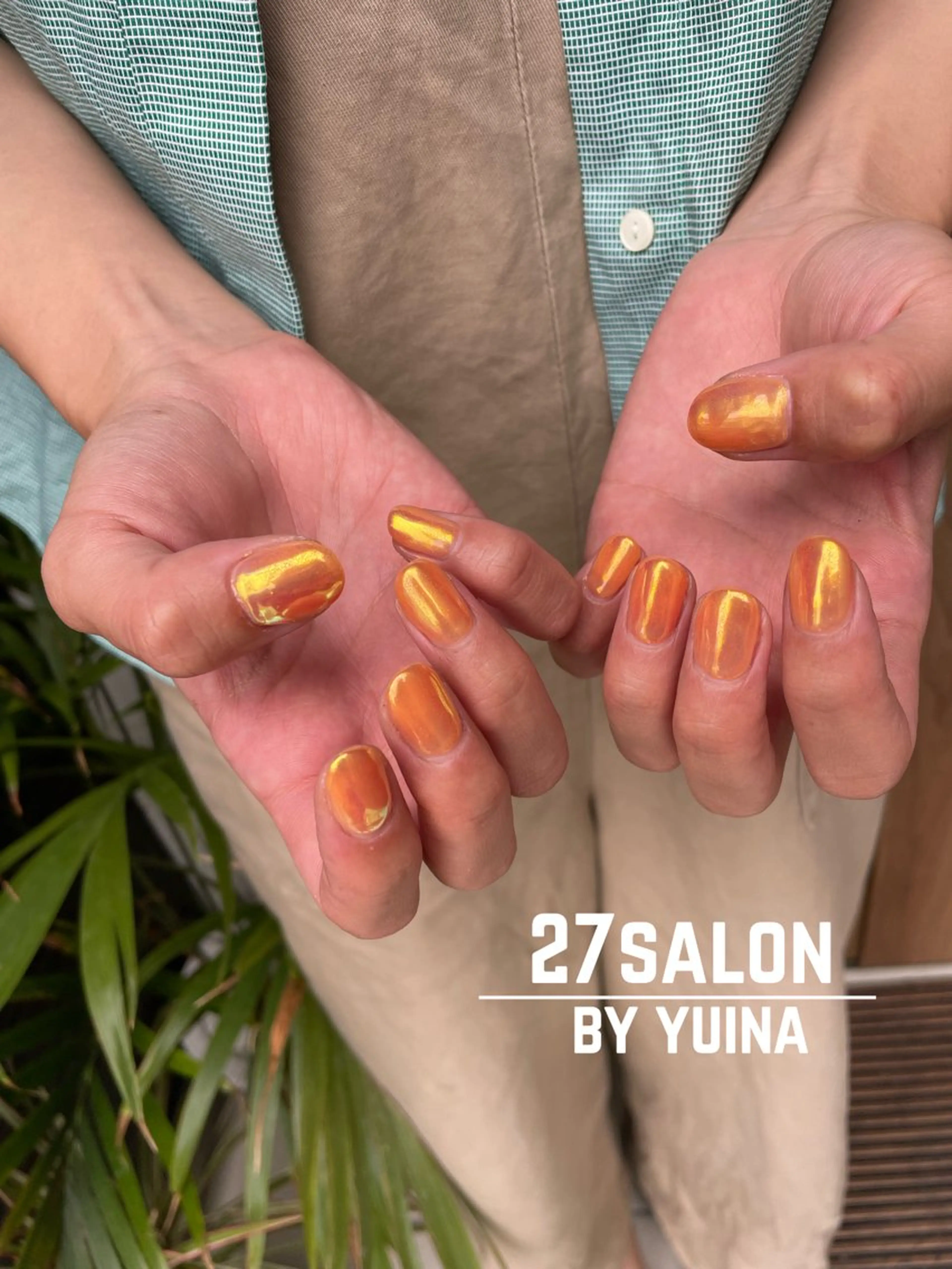 ネイル オーロラネイル 氷ネイル・うるうるネイル オレンジ 27salon yuinaのネイルデザイン