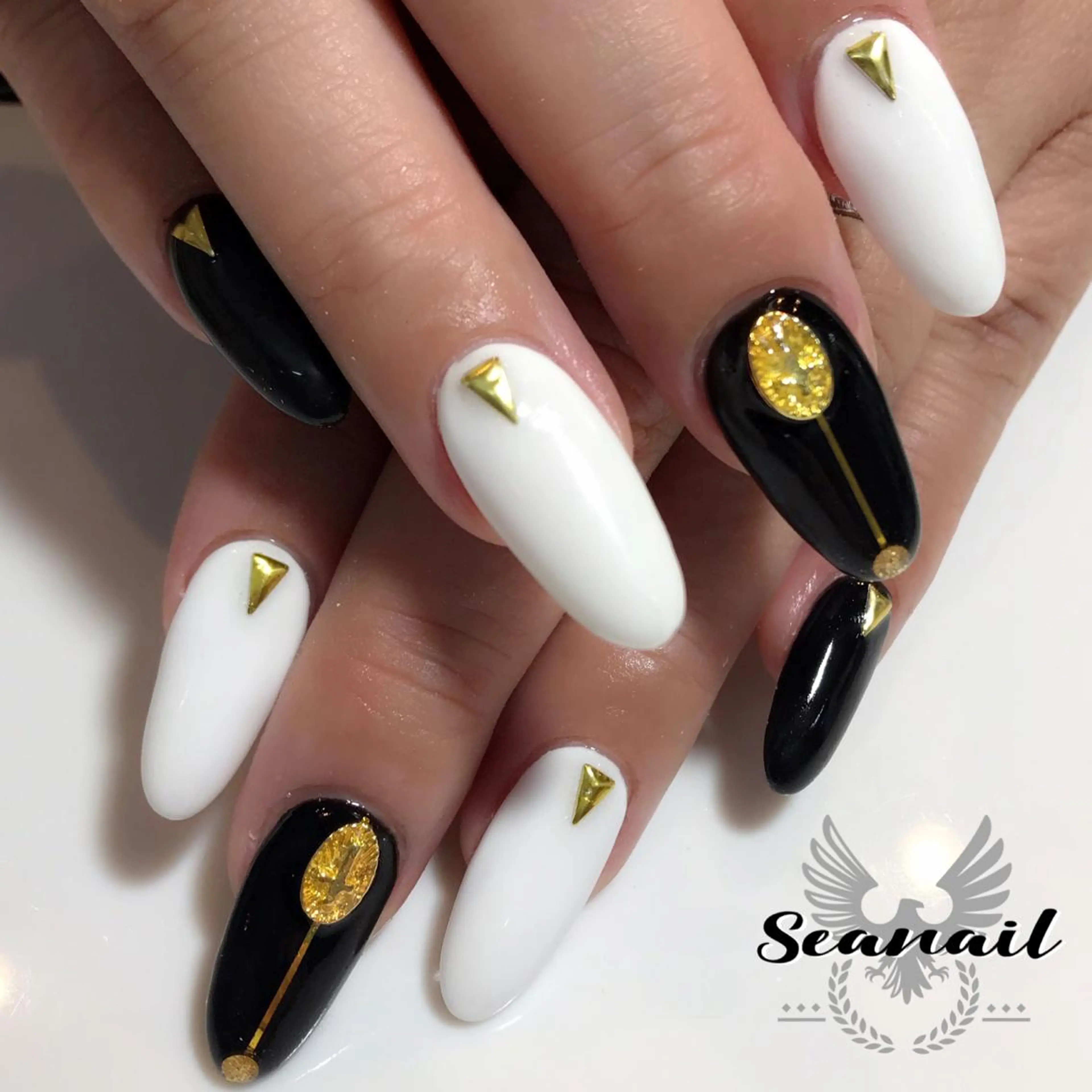 ネイル 小尾 栞のネイルデザイン