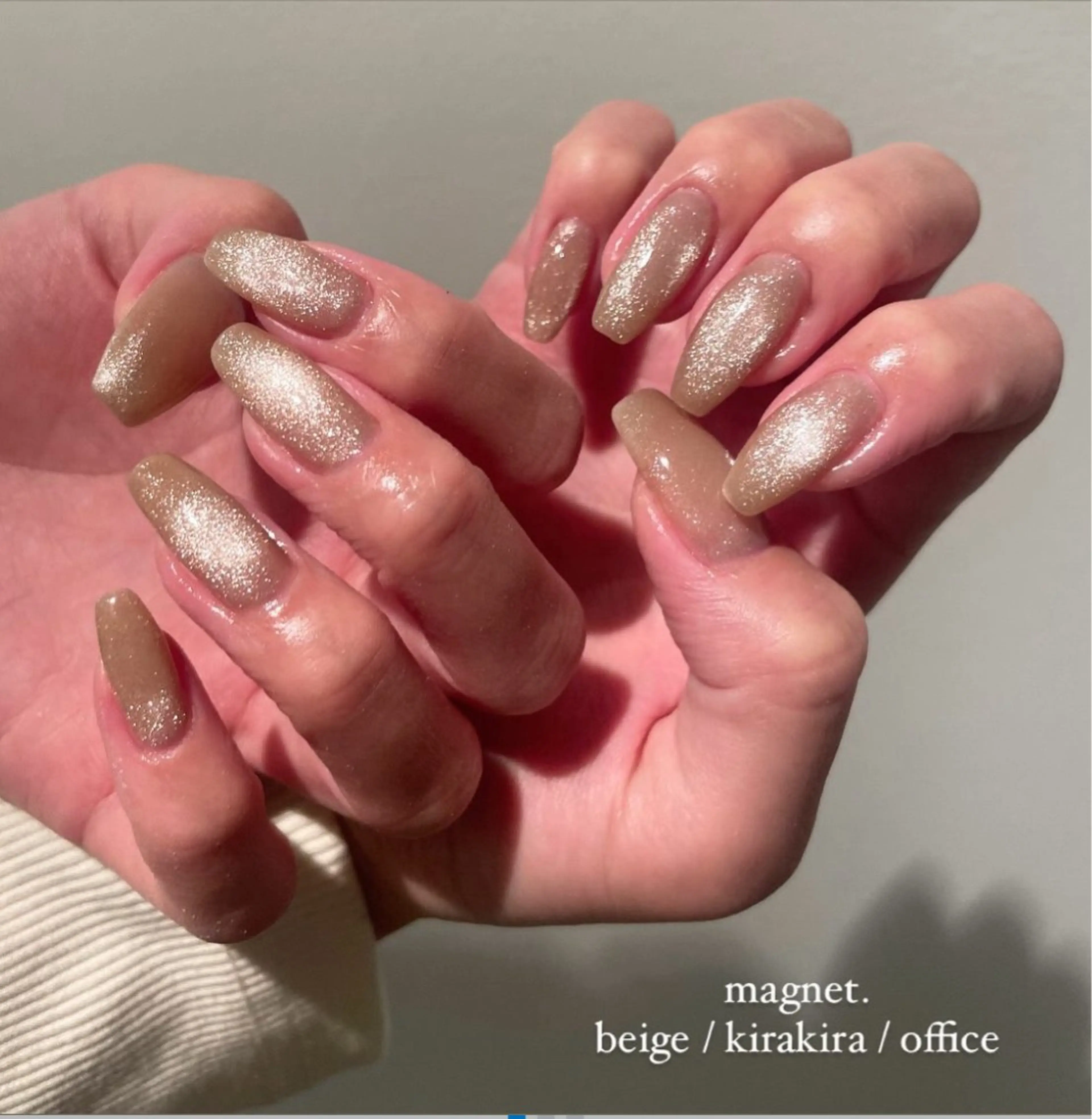 ネイル キラキラネイル マグネットネイル ニュアンスネイル シンプルネイル pétit所属・pétit hiyoriのネイルデザイン