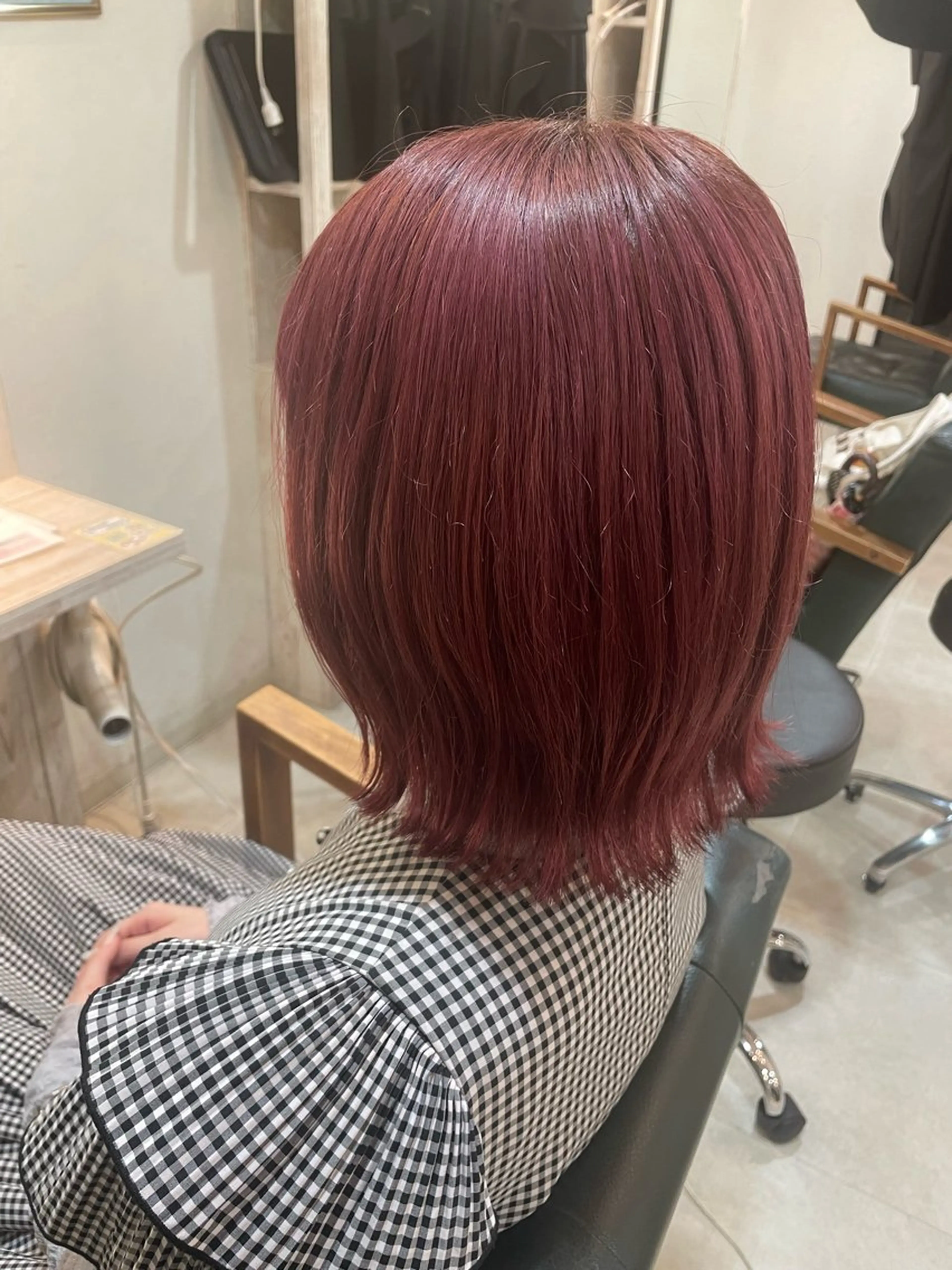 ミディアム カラー ヘアカラー 🪼艶カラー🪼 田口彩香のヘアスタイル