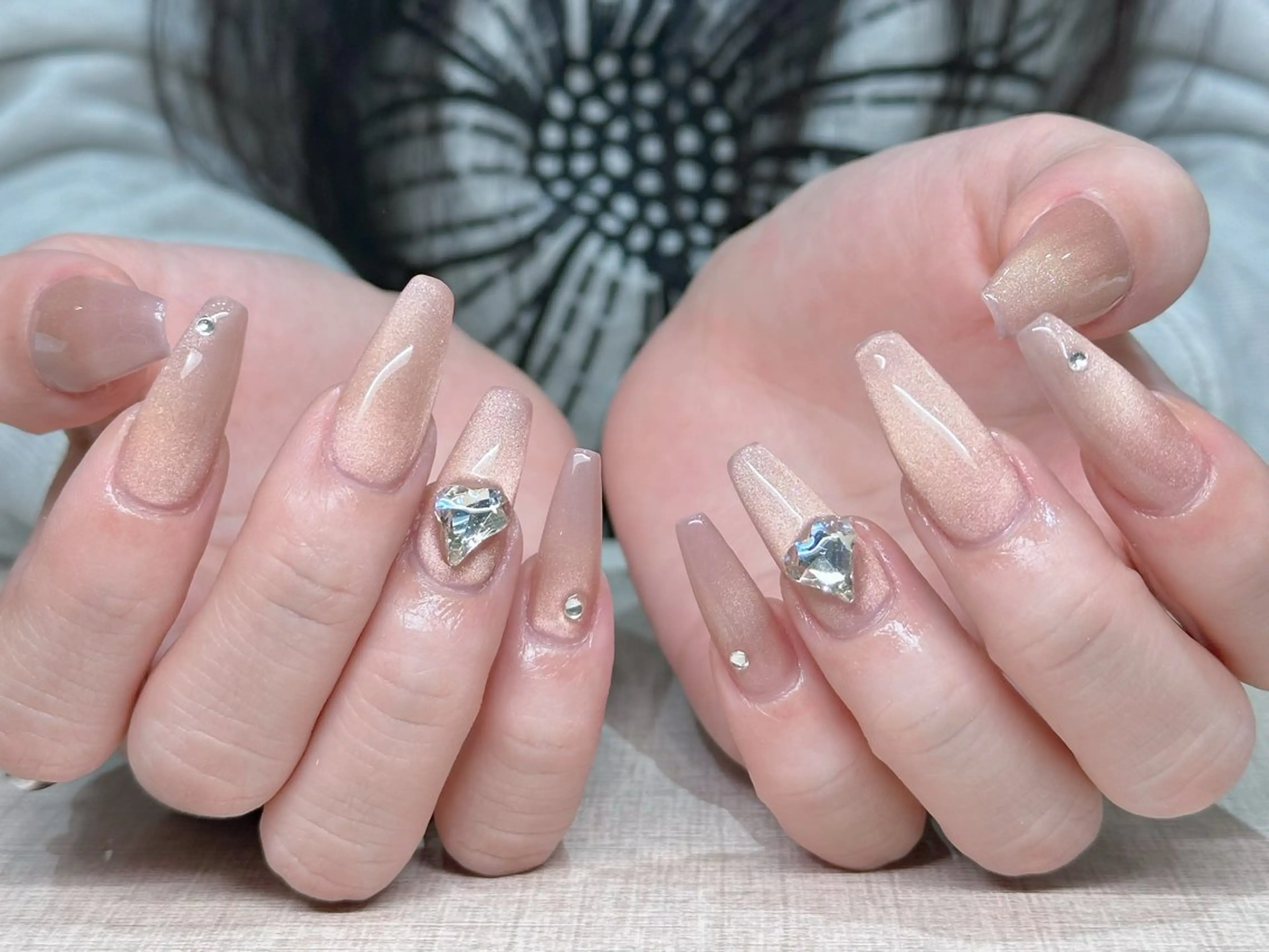 ネイル オーロラネイル ブルー チークネイル 長さ出し フットネイル ハンドネイル Aki アキのネイルデザイン