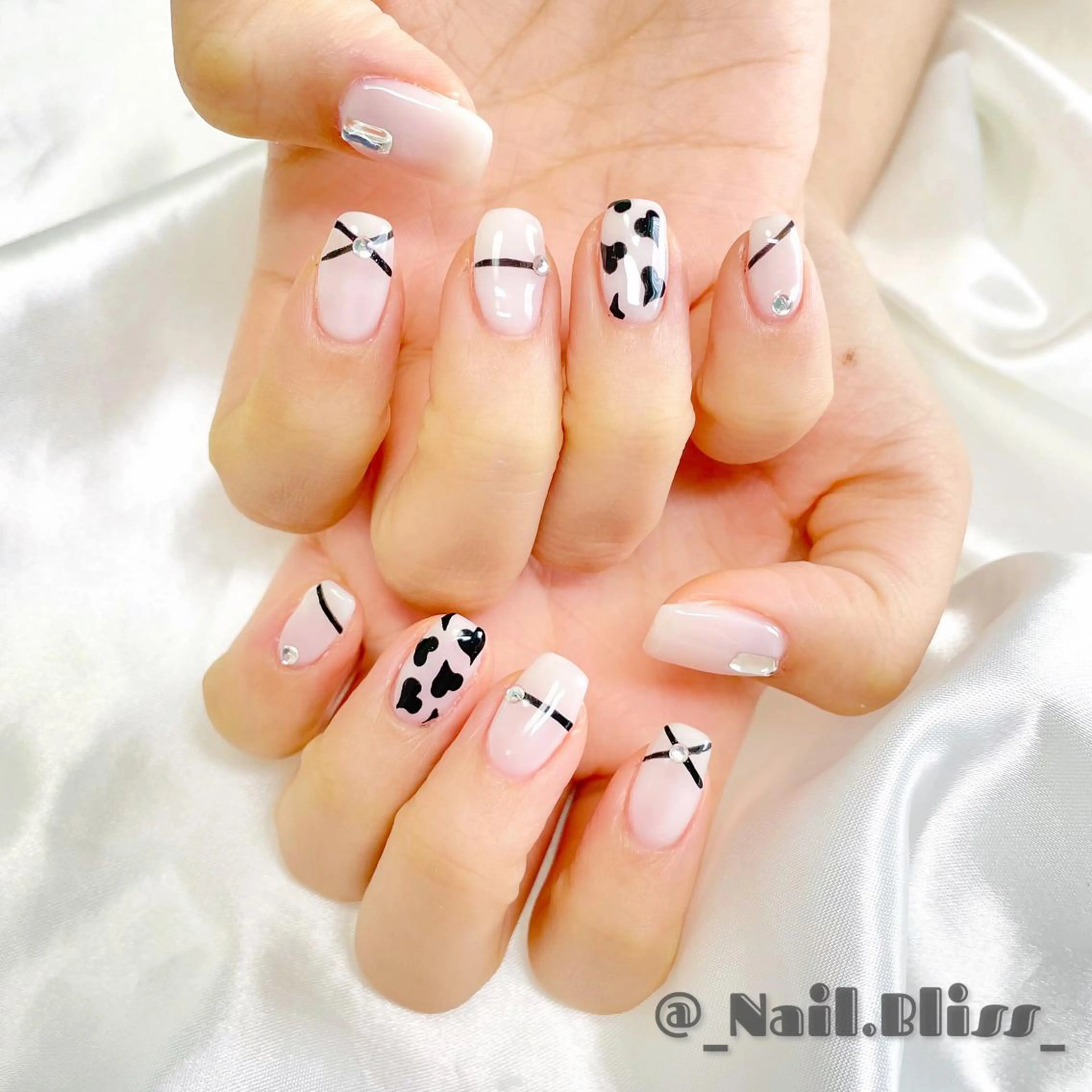ネイル シンプルネイル ハンドネイル NAIL BLISSのネイルデザイン