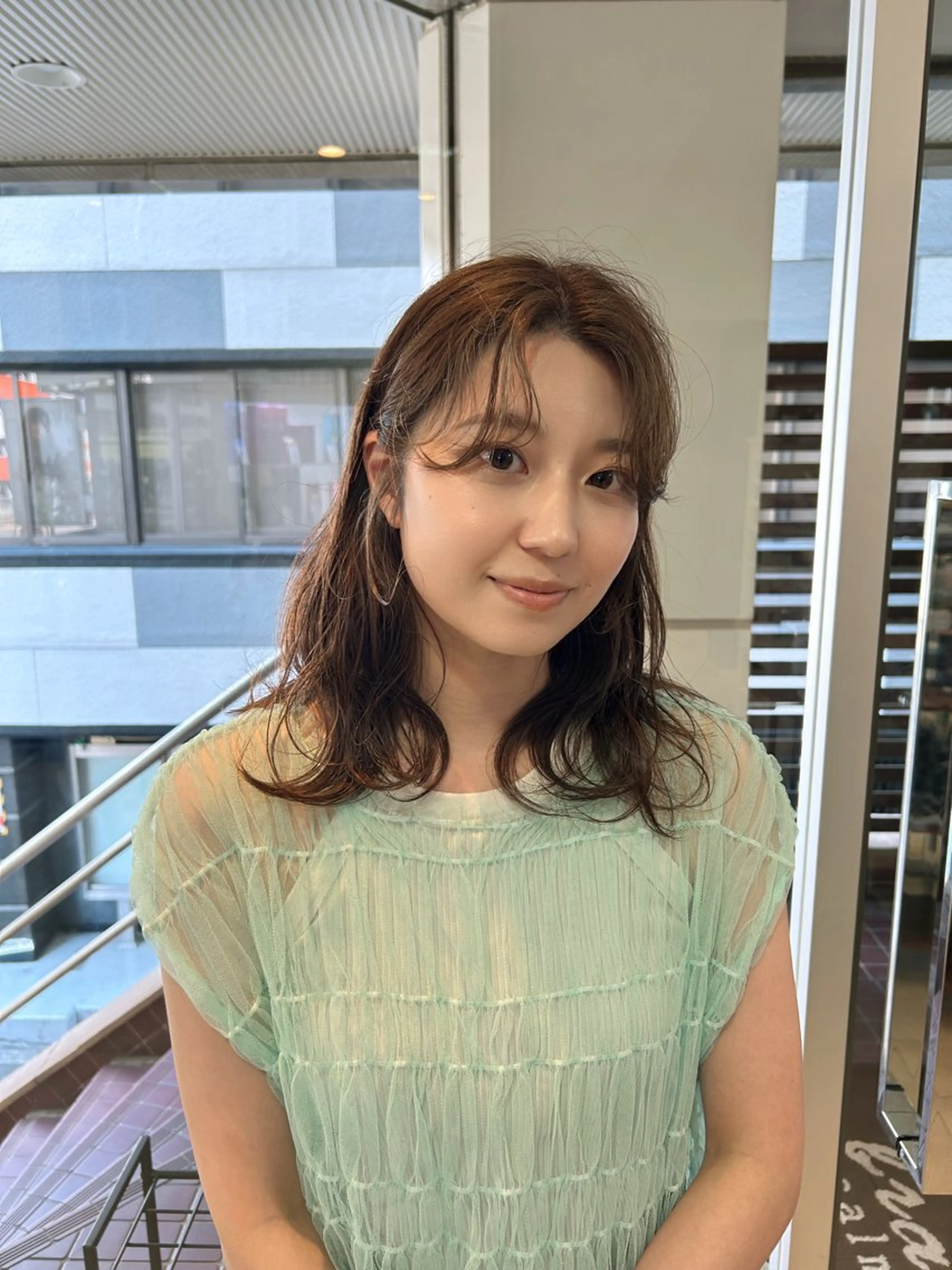 ミディアム カラー カット ヘアカラー 甲斐 司のヘアスタイル