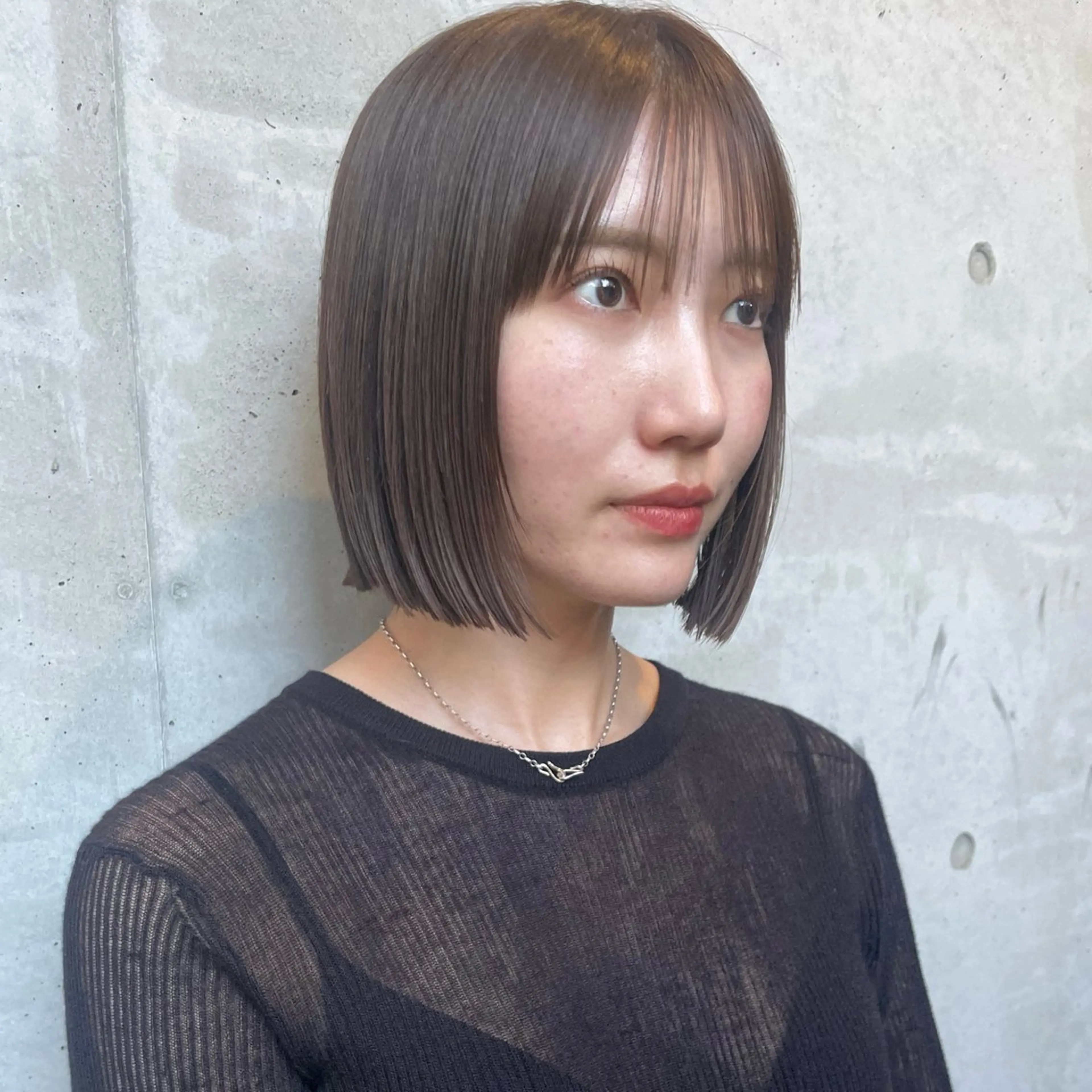 ショート カラー カット ヘアカラー ホリケ アオイのヘアスタイル