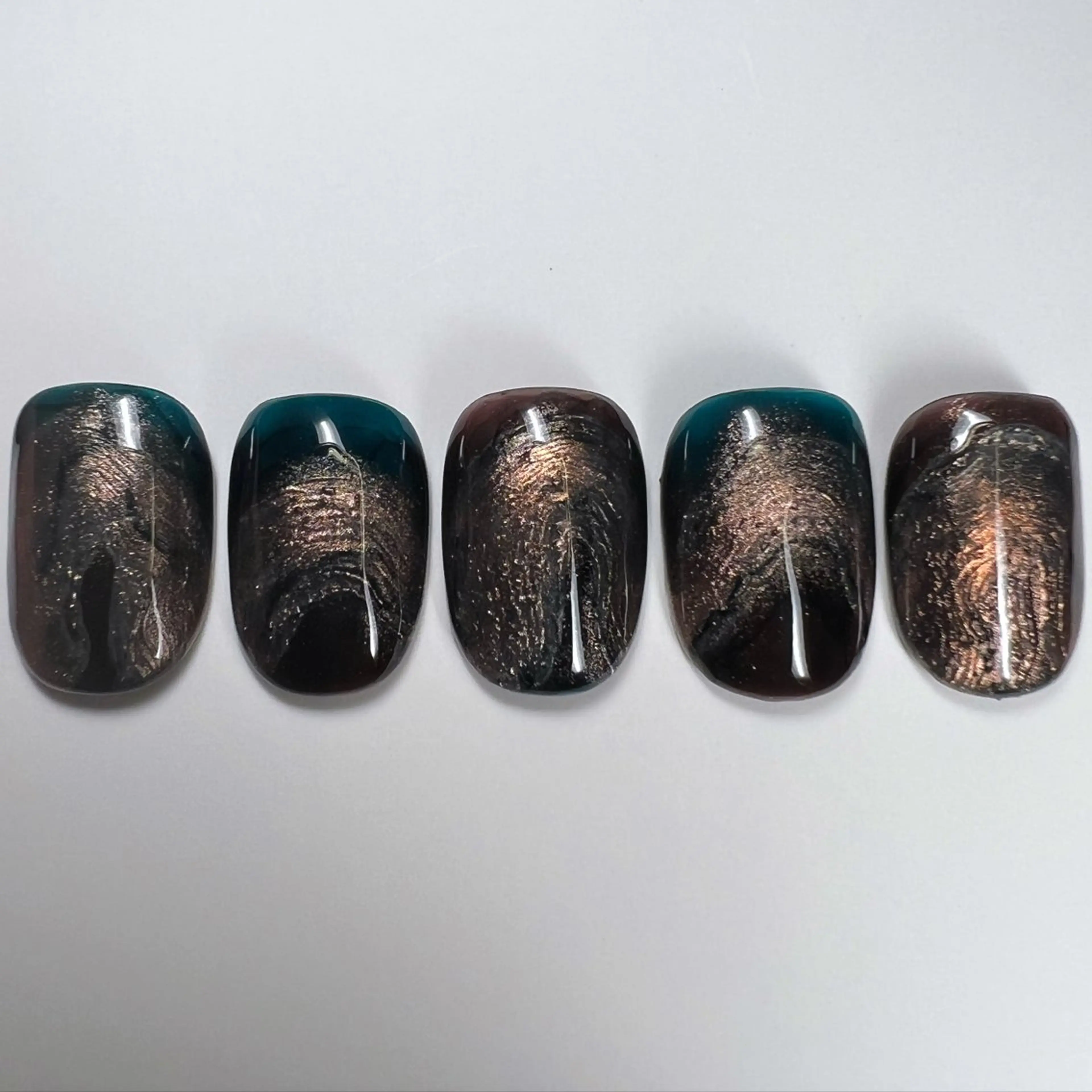 ネイル Ajuga. 太田 さやかのネイルデザイン