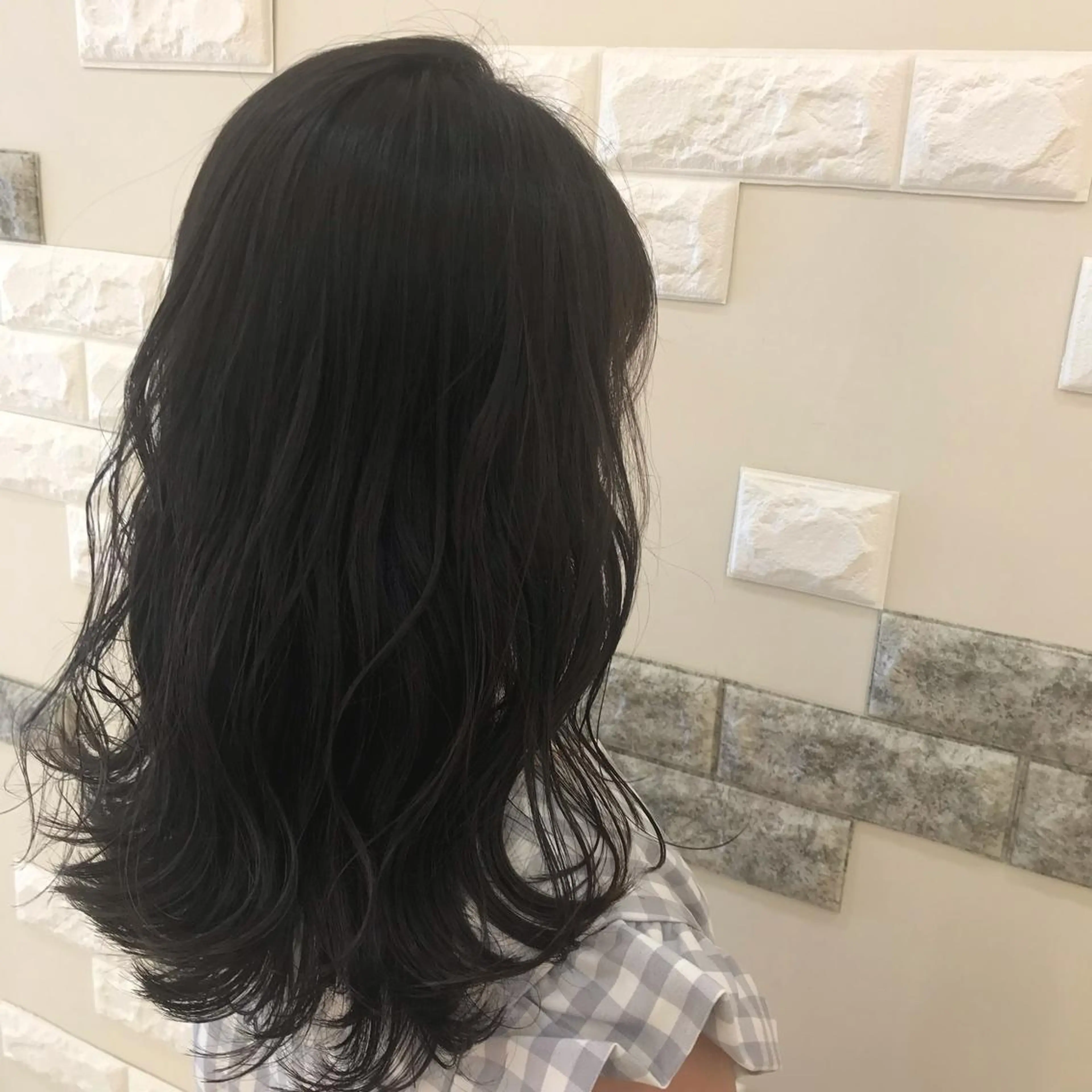 セミロング 女性目線でつくる ショートayakaのヘアスタイル