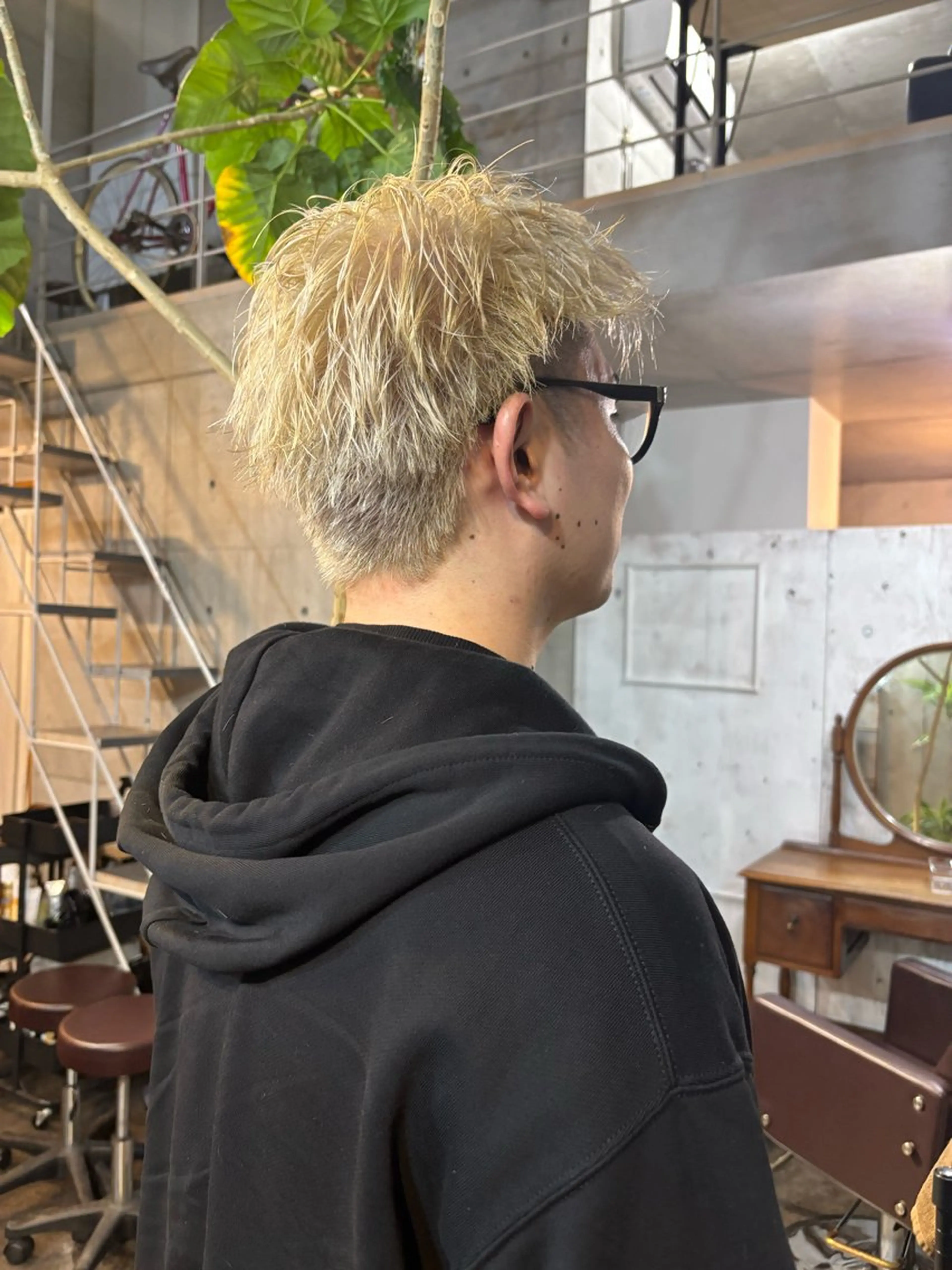 ショート カラー メンズ 大林 エリコのヘアスタイル