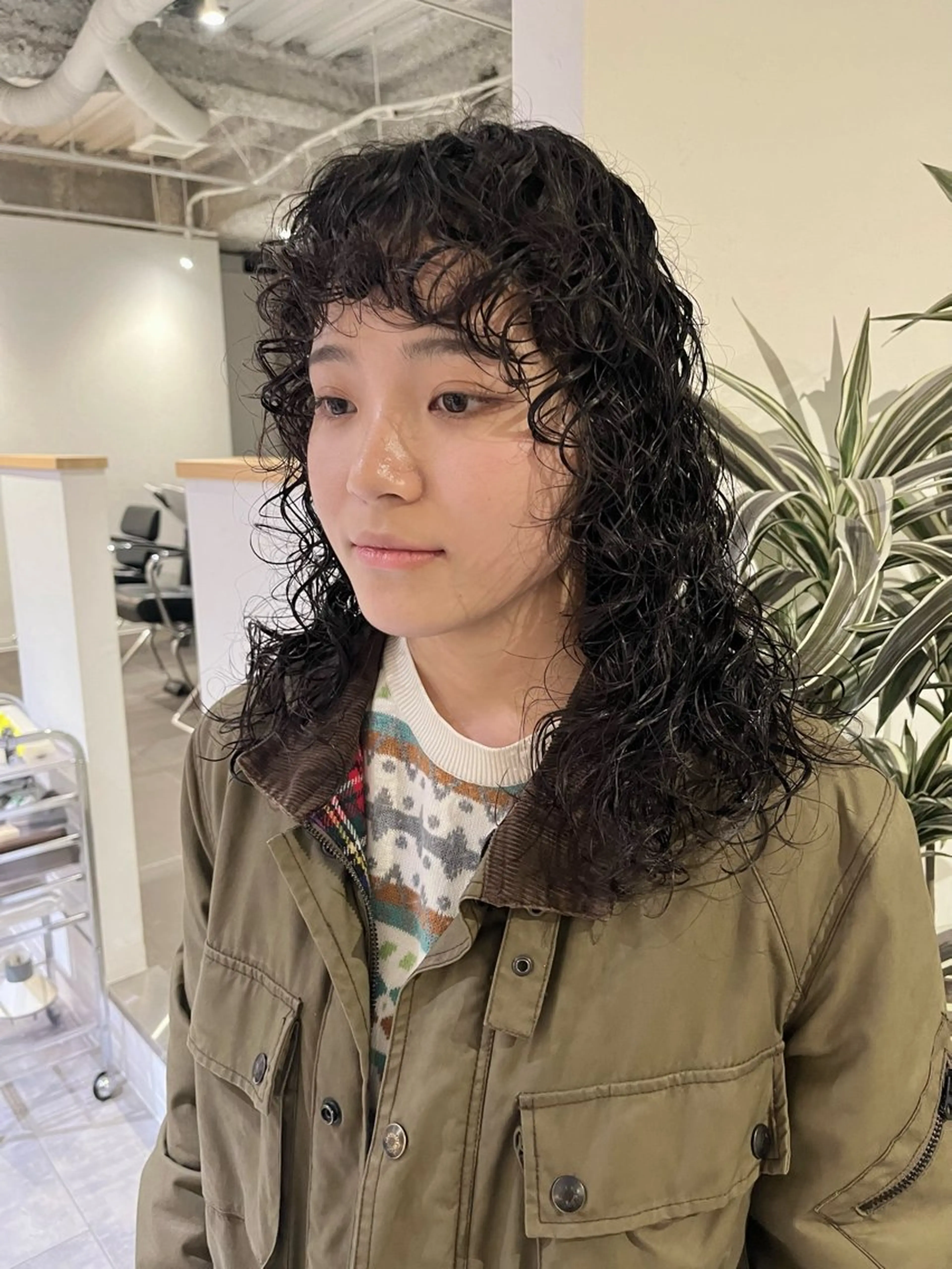 セミロング パーマ セミロングパーマ ボブ レイヤーカット ウルフカット ニュアンスパーマ カット パーマ トリートメント 桃果 momokaのヘアスタイル