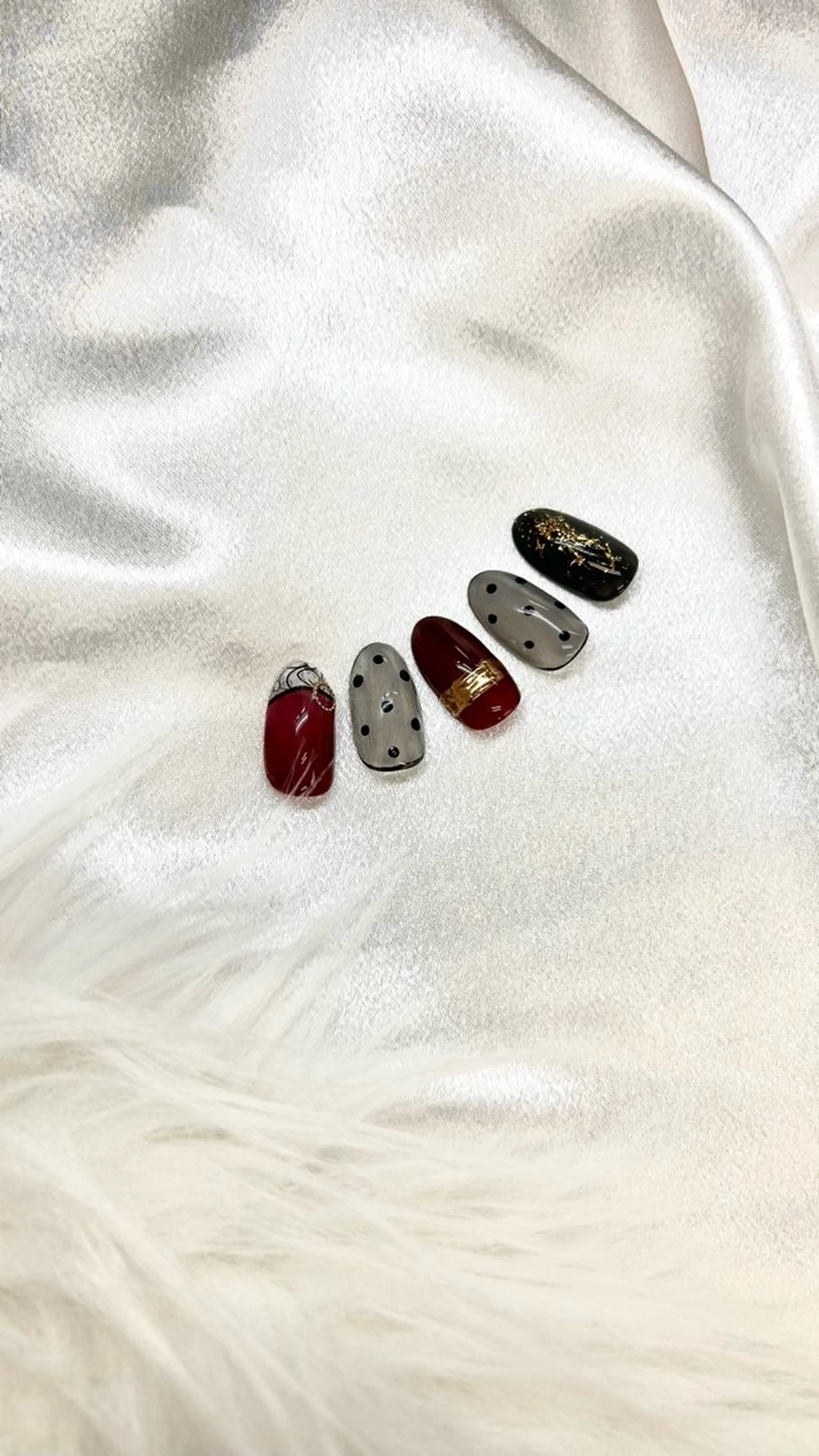 ネイル エーナイン 豊平店所属・HARADA KANAのネイルデザイン