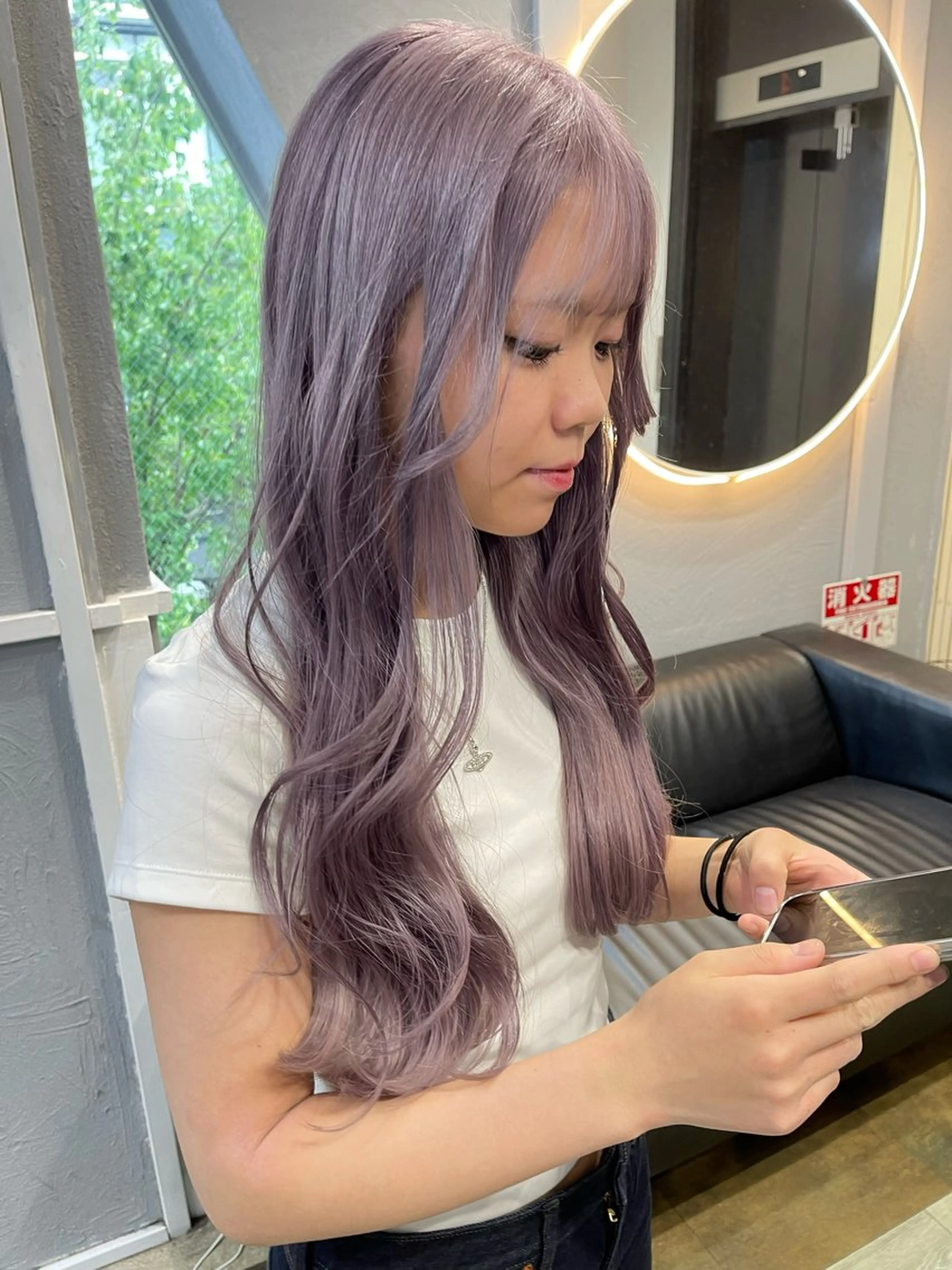 ロング カラー ベージュカラー ブリーチ ケアブリーチ デザインカラー ダブルカラー カット ヘアカラー トリートメント TATSUブリーチ/ ミルクティーベージュのヘアスタイル